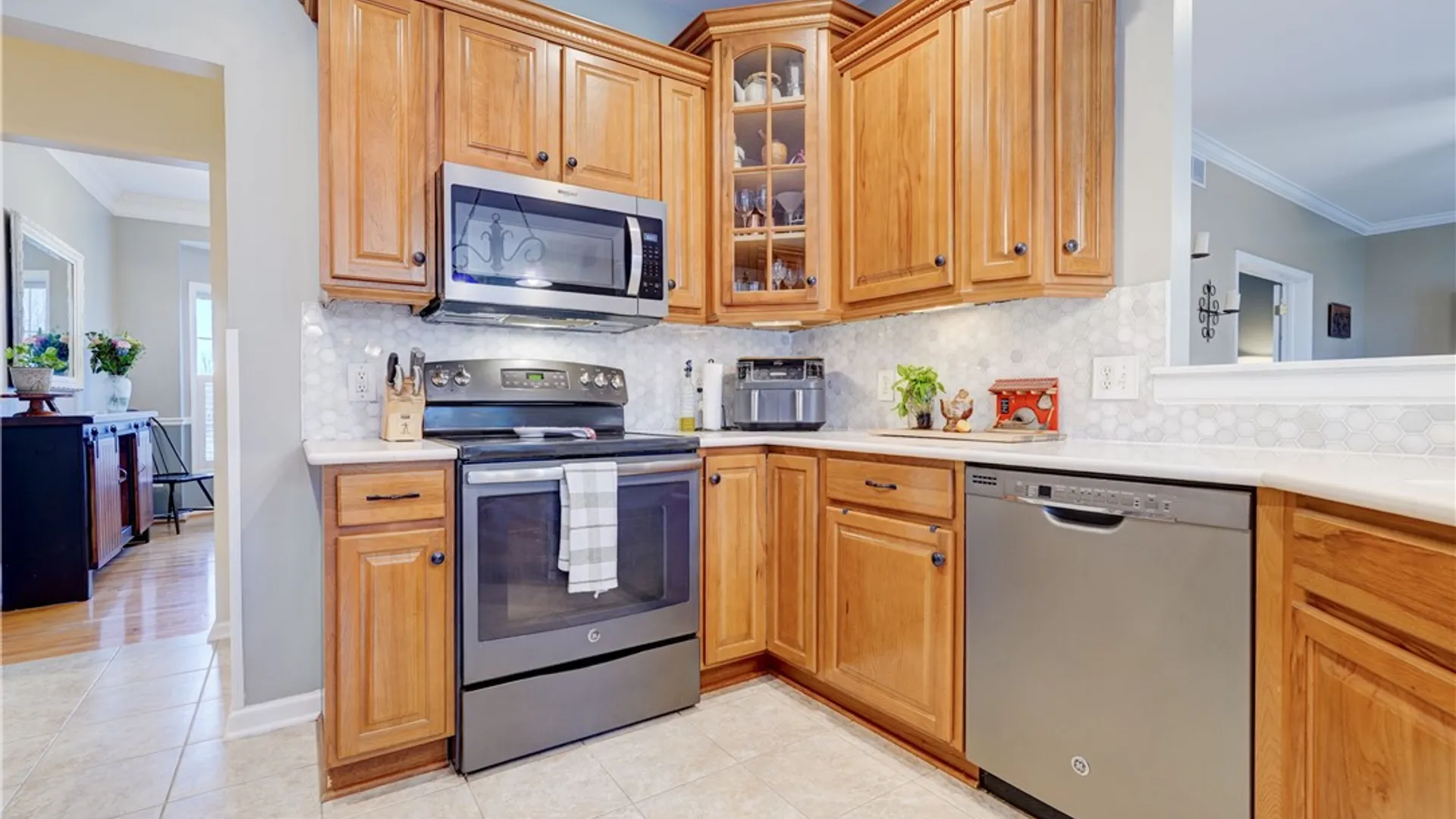 Property at 109 Whistlers Cove Lane, Greece, NY 14612 16