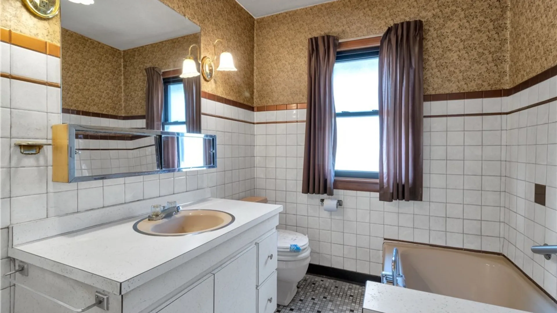 Property at 1062 Tifft Street, Buffalo, NY 14220 27