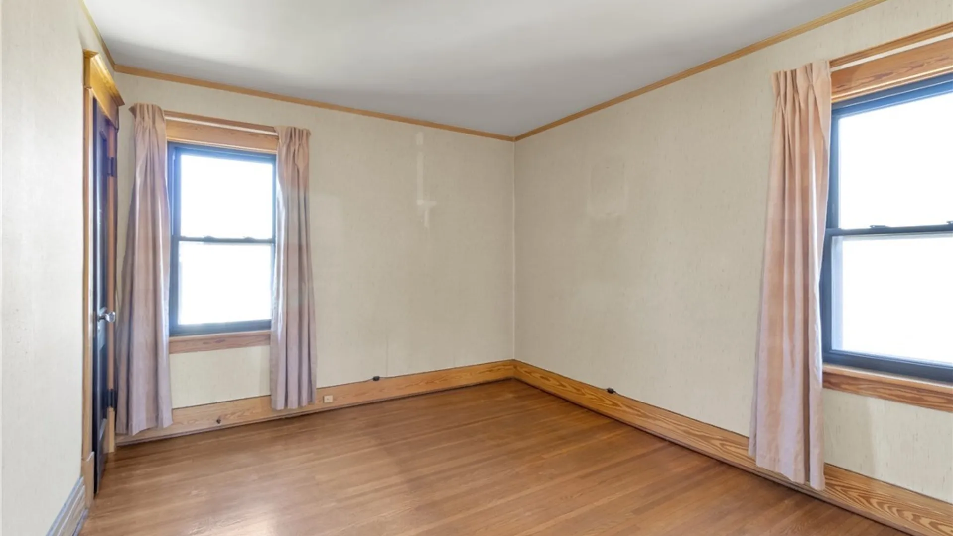 Property at 1062 Tifft Street, Buffalo, NY 14220 30