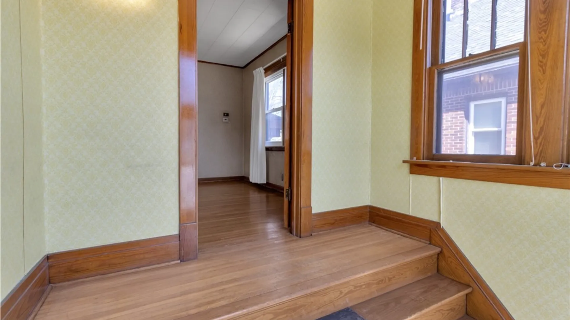 Property at 1062 Tifft Street, Buffalo, NY 14220 4
