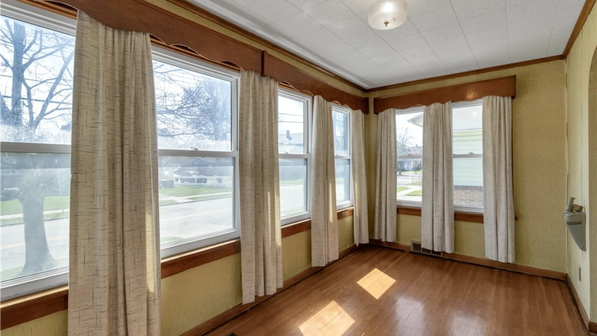Property at 1062 Tifft Street, Buffalo, NY 14220 9