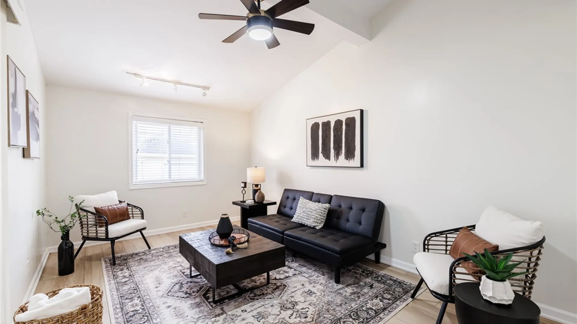Property at 31 Wyndham Road, Rochester, NY 14612 16