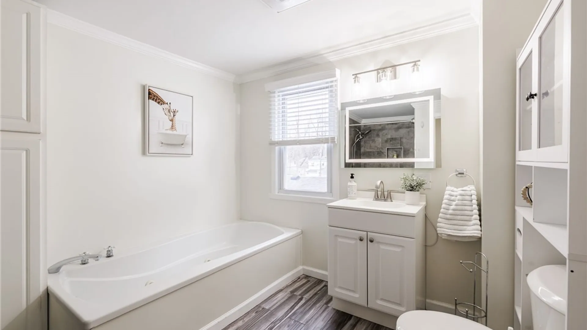 Property at 31 Wyndham Road, Rochester, NY 14612 18