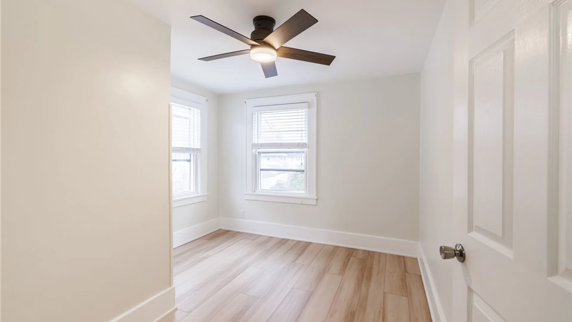 Property at 31 Wyndham Road, Rochester, NY 14612 24