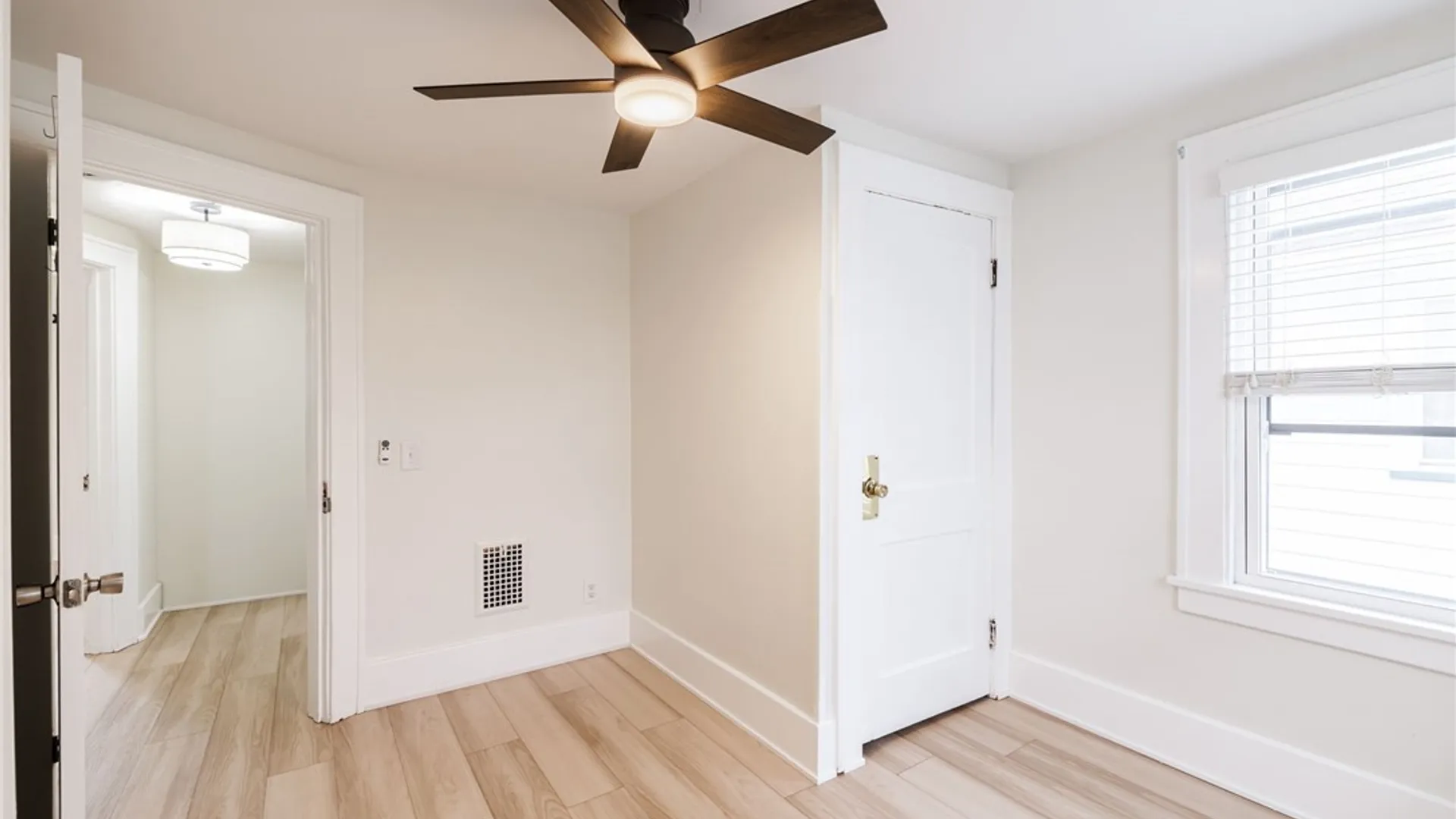 Property at 31 Wyndham Road, Rochester, NY 14612 25