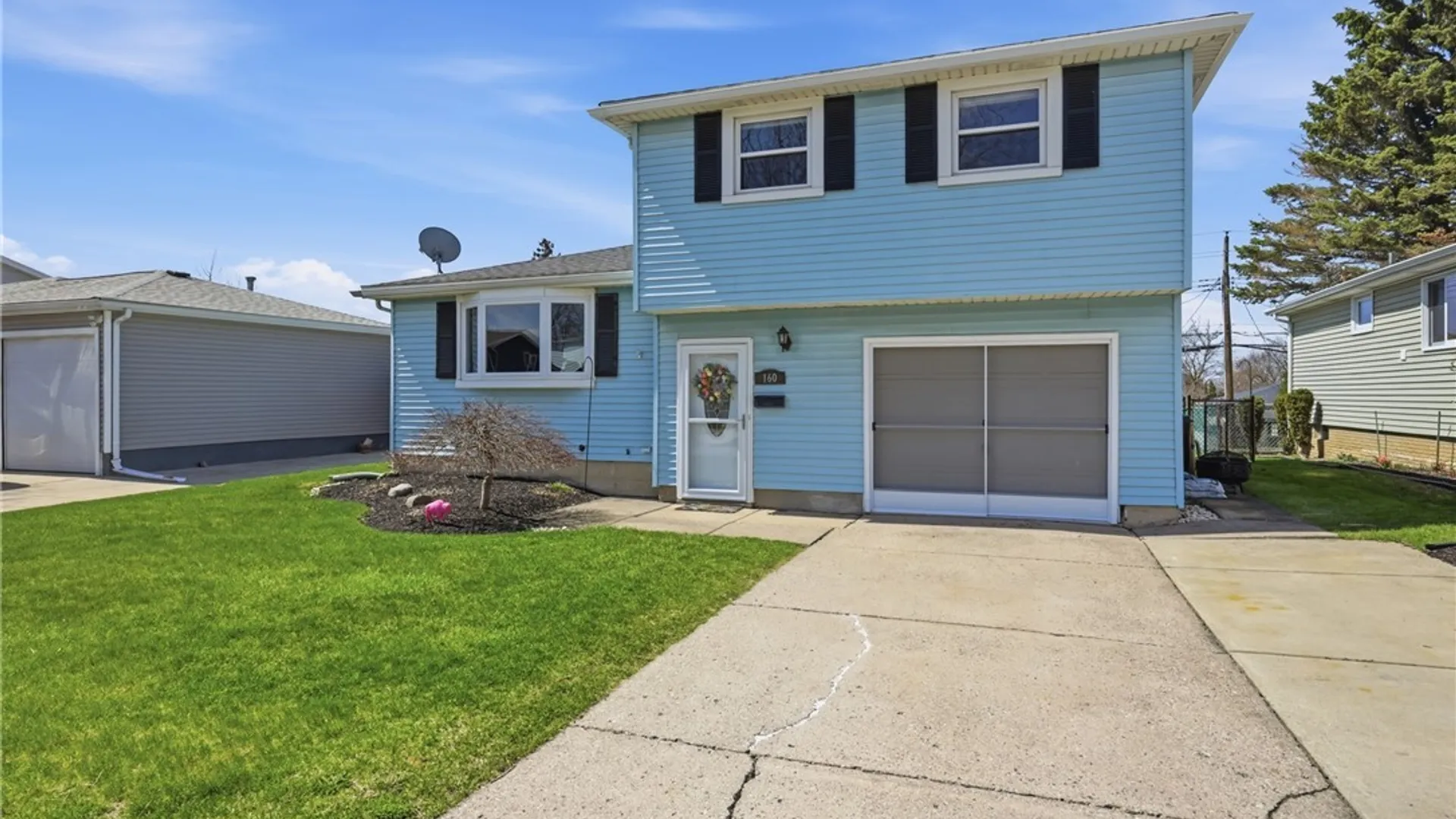 Property at 160 Brentwood Drive, Cheektowaga, NY 14227 2