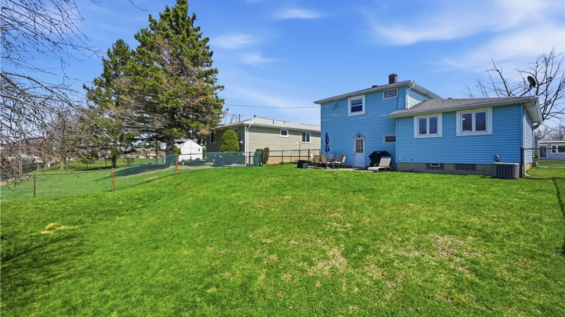 Property at 160 Brentwood Drive, Cheektowaga, NY 14227 38