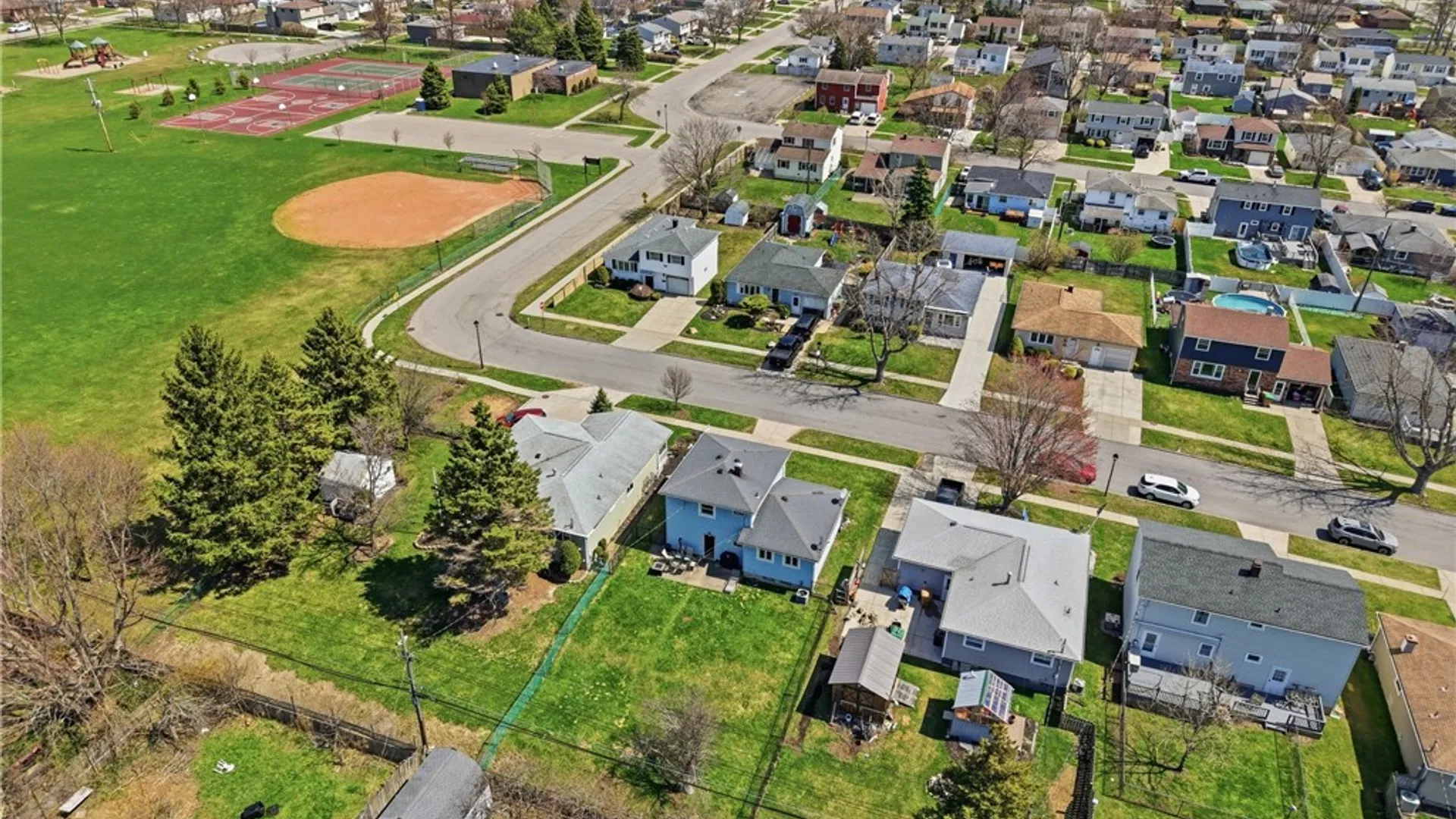 Property at 160 Brentwood Drive, Cheektowaga, NY 14227 42