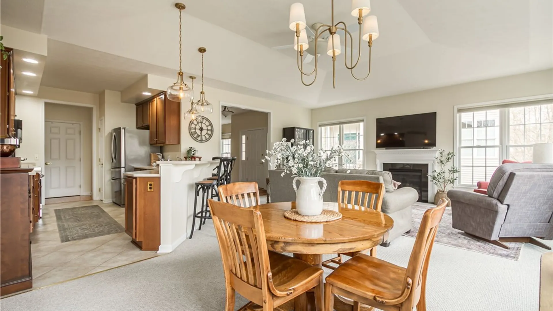 Property at 1098 Yorkshire Way, Victor, NY 14564 16