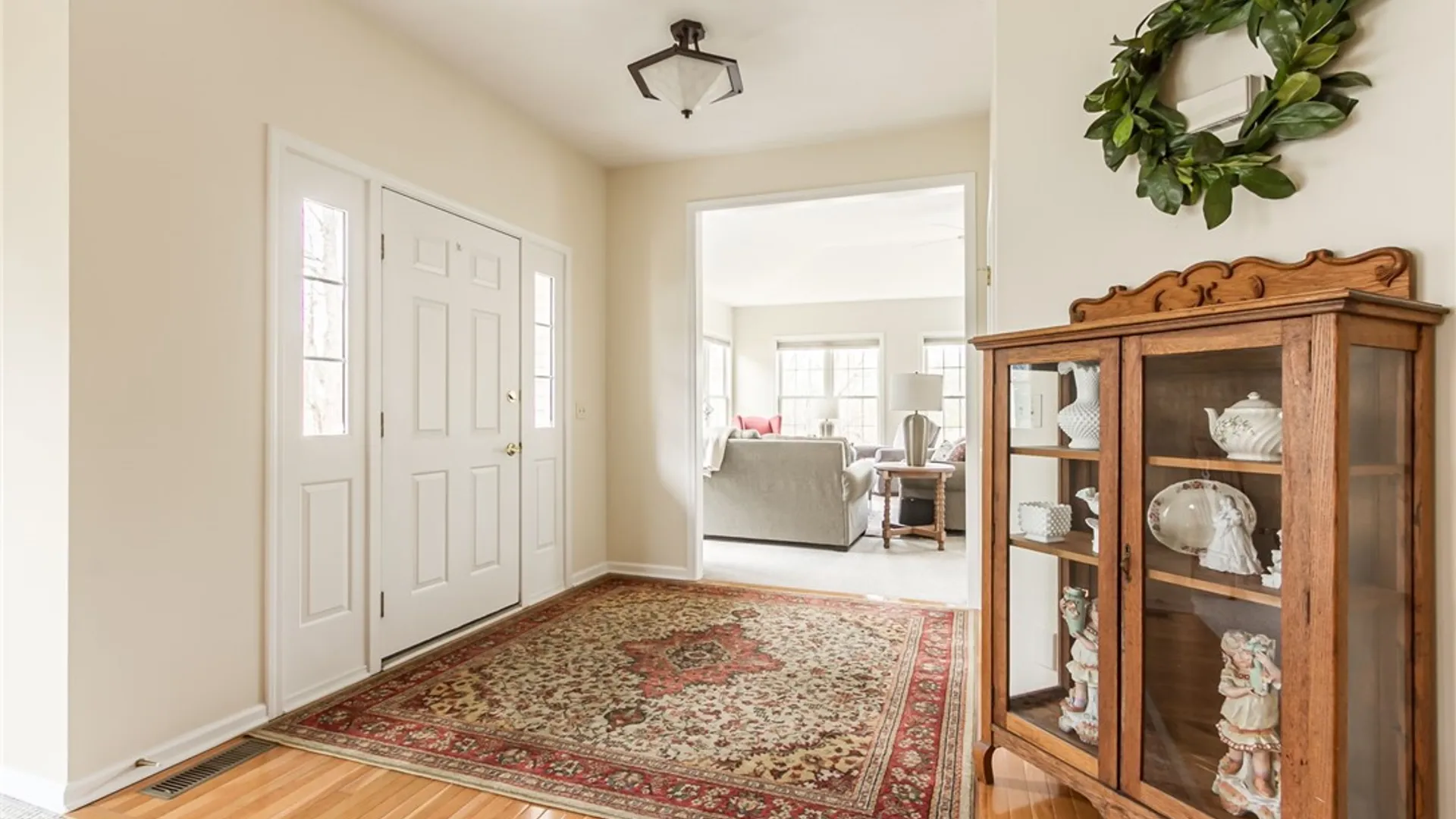 Property at 1098 Yorkshire Way, Victor, NY 14564 6