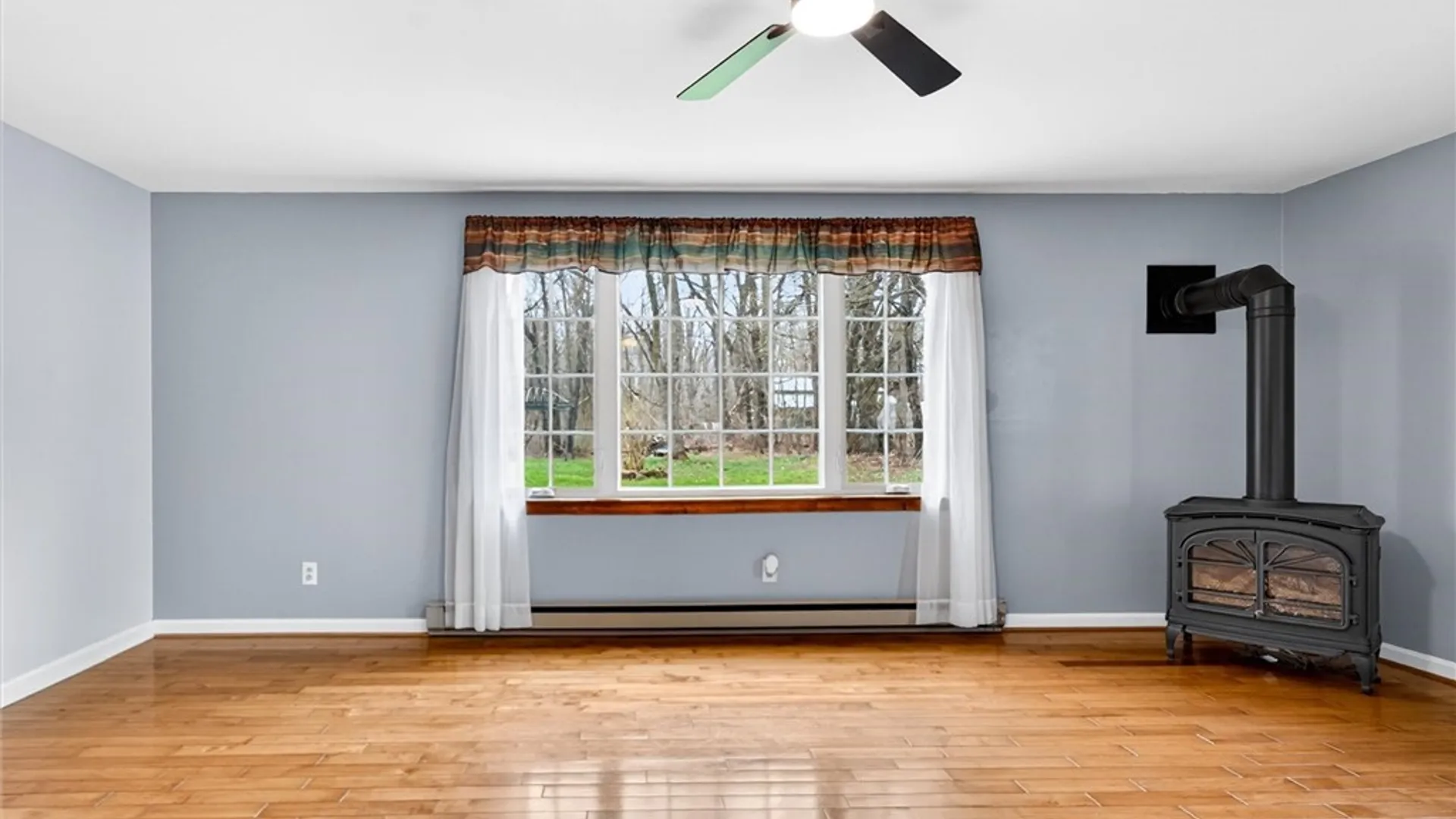 Property at 16100 Brown Schoolhouse Road, Clarendon, NY 14470 14