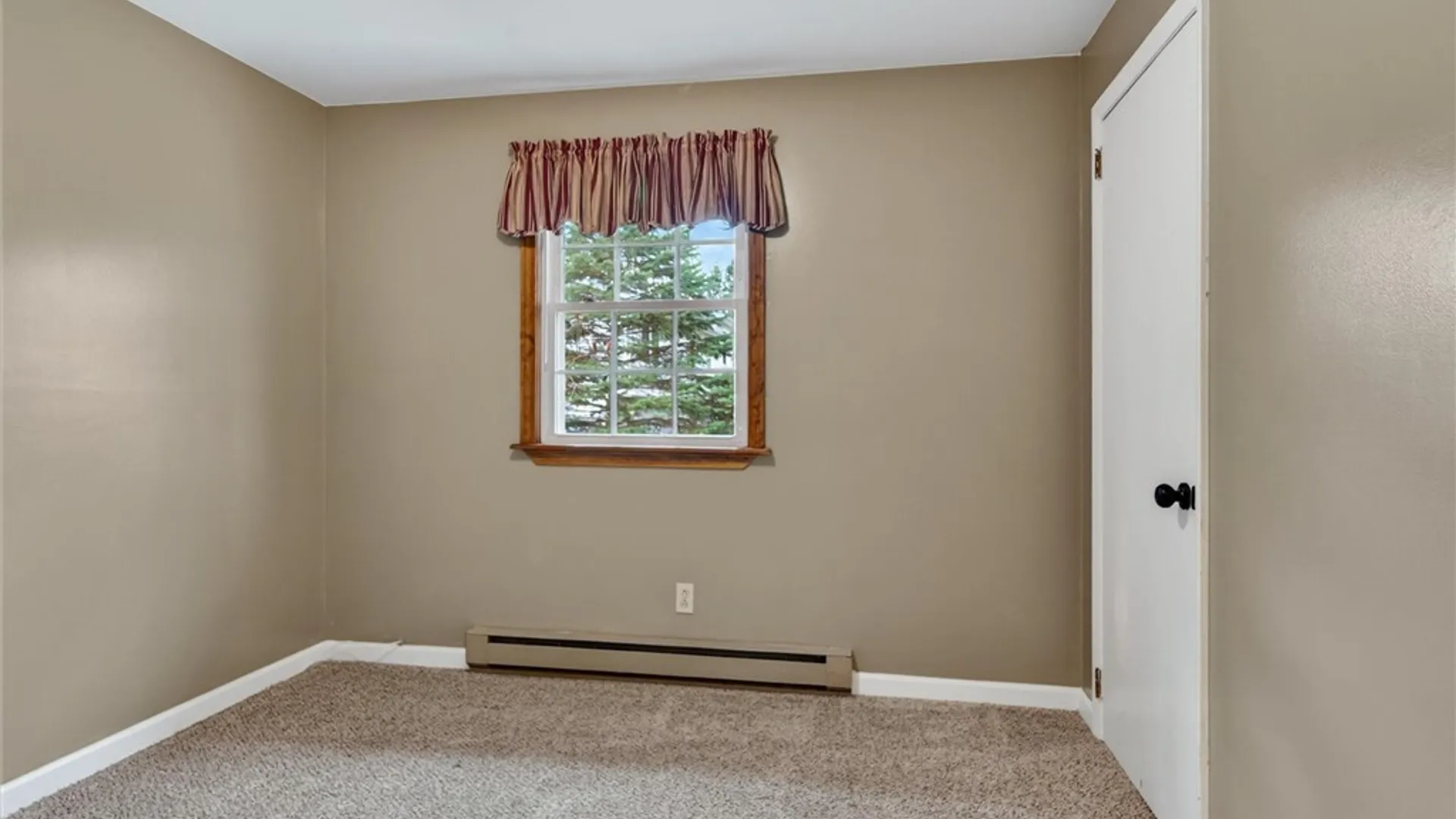 Property at 16100 Brown Schoolhouse Road, Clarendon, NY 14470 19