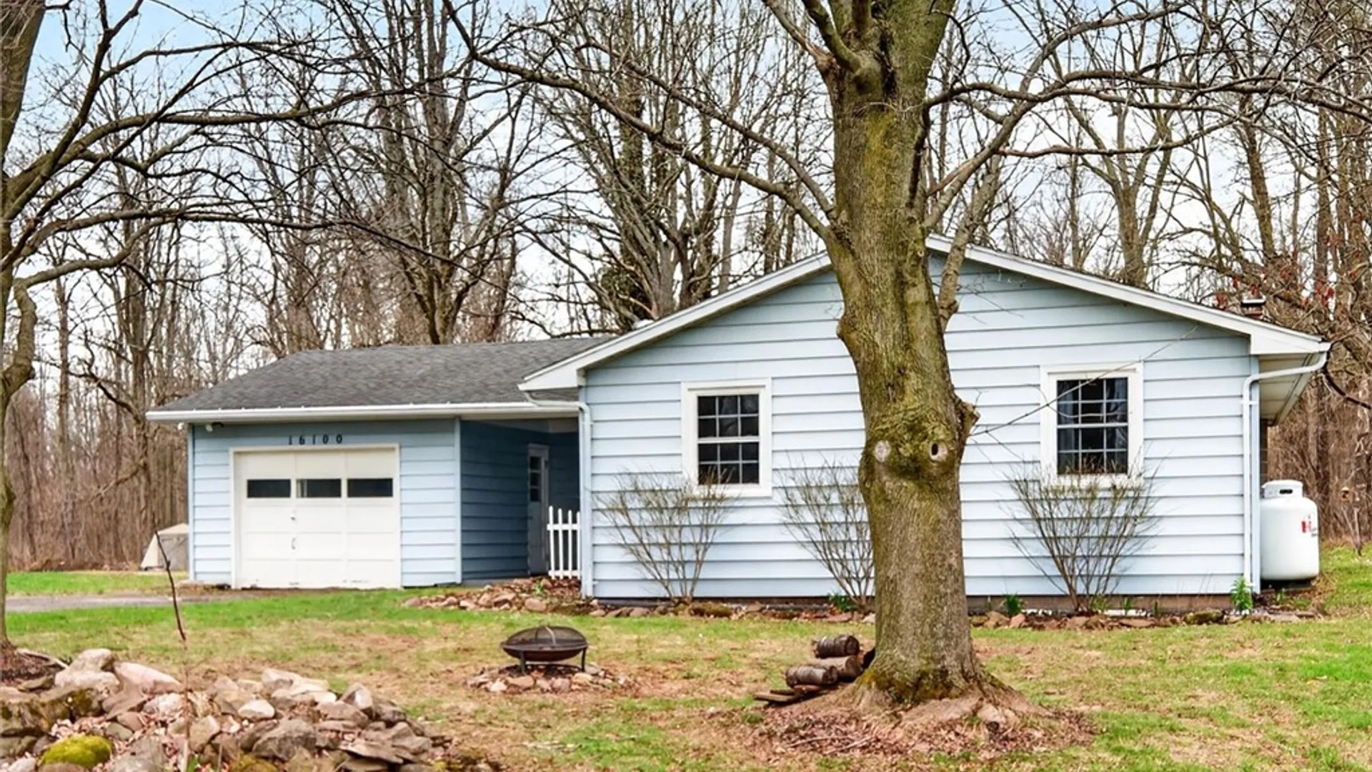 Property at 16100 Brown Schoolhouse Road, Clarendon, NY 14470 3