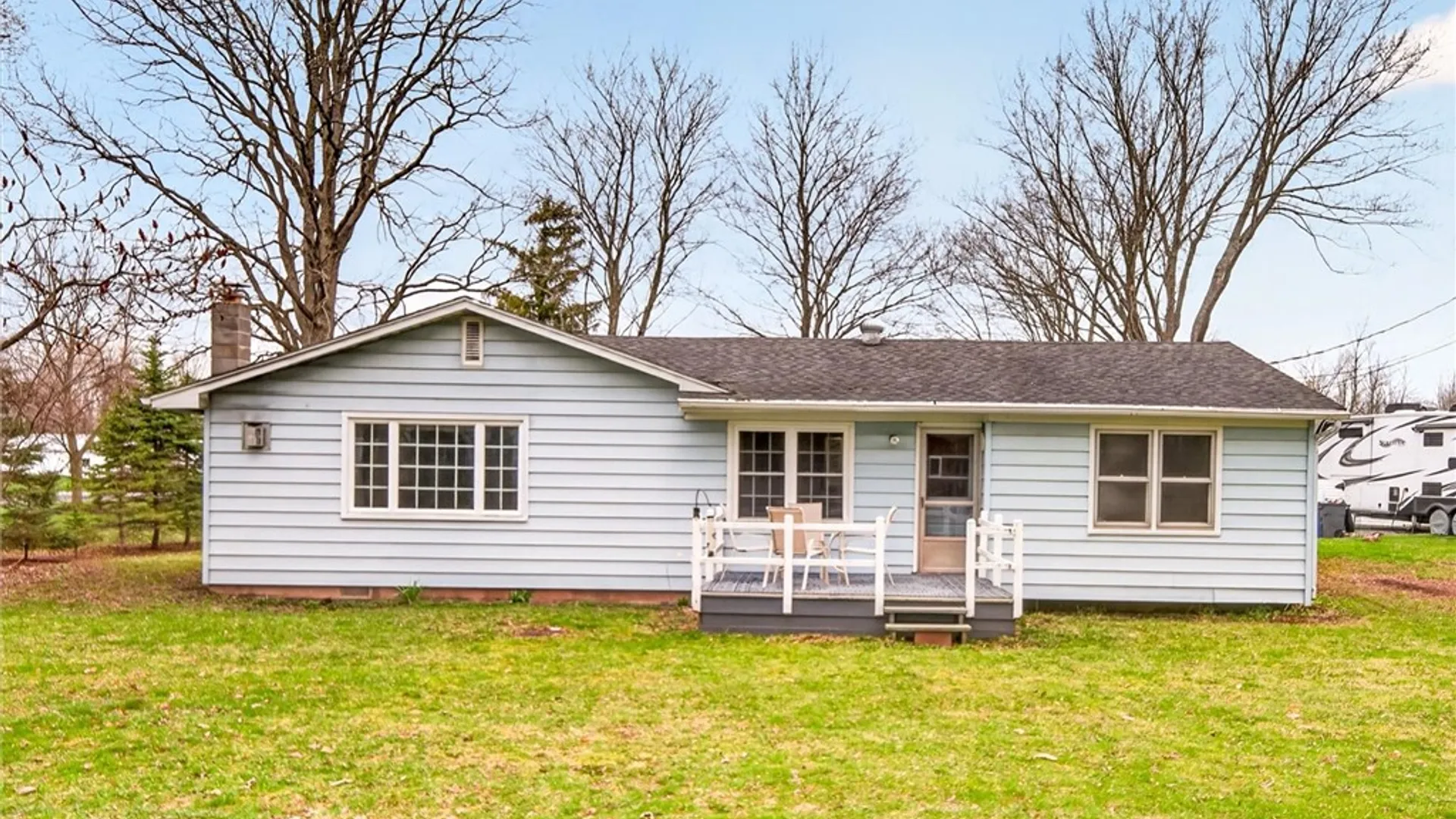 Property at 16100 Brown Schoolhouse Road, Clarendon, NY 14470 5