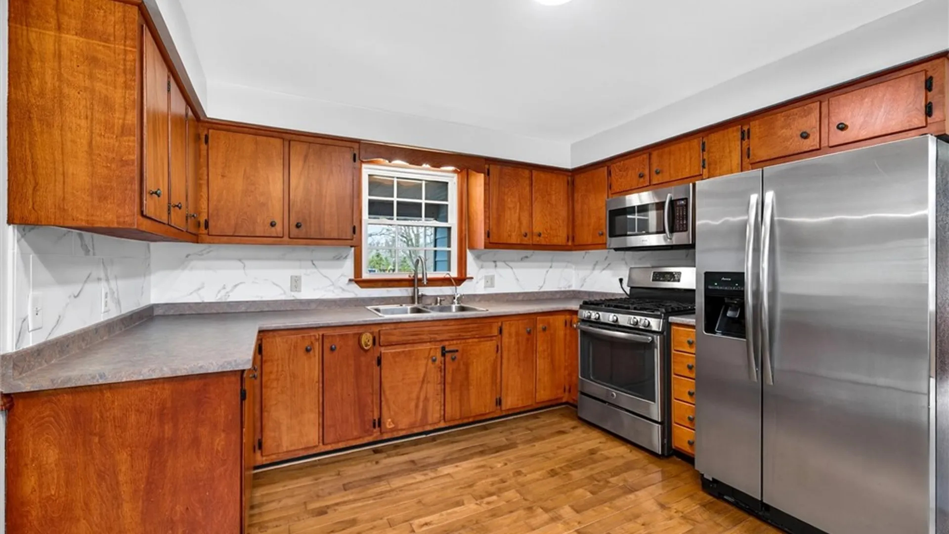 Property at 16100 Brown Schoolhouse Road, Clarendon, NY 14470 9
