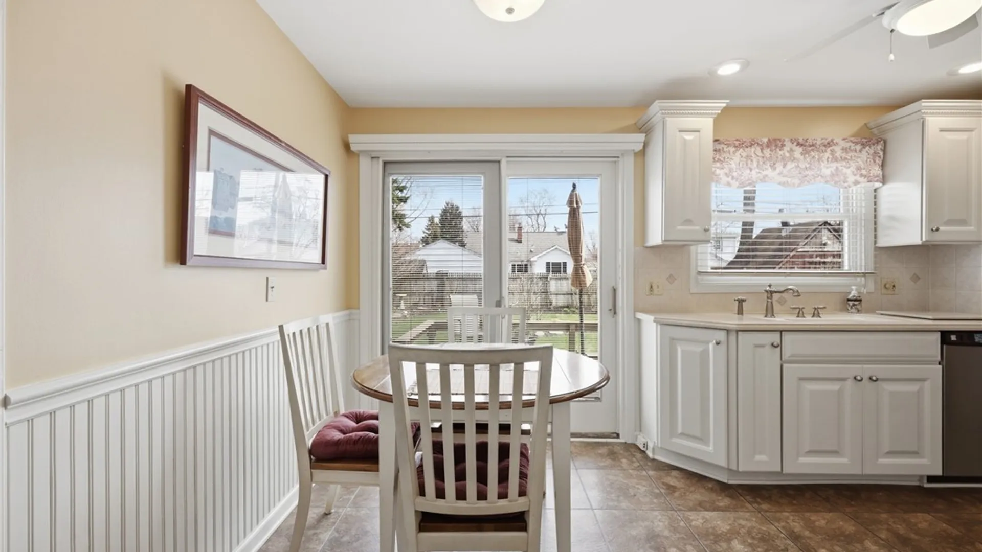 Property at 197 Greenfield Drive, Tonawanda, NY 14150 15