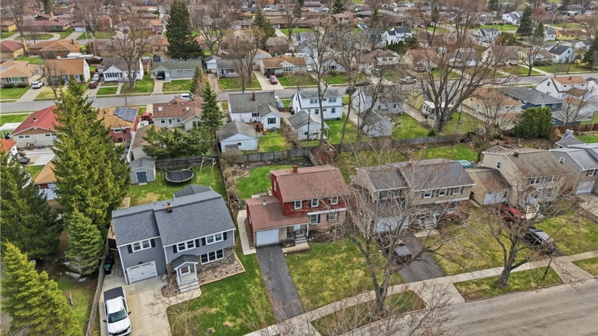 Property at 197 Greenfield Drive, Tonawanda, NY 14150 9