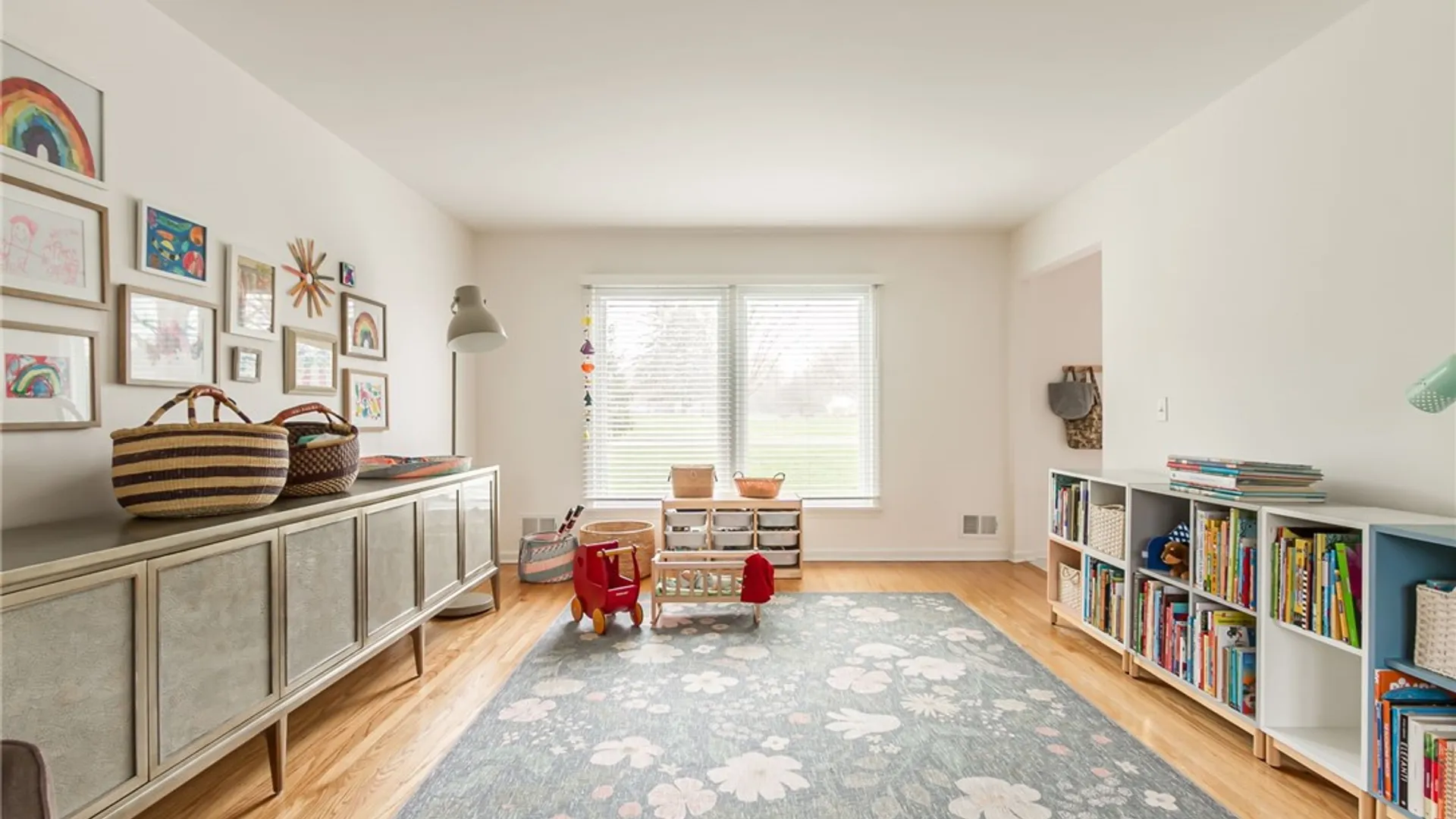 Property at 7 Falconbridge Drive, Pittsford, NY 14534 10