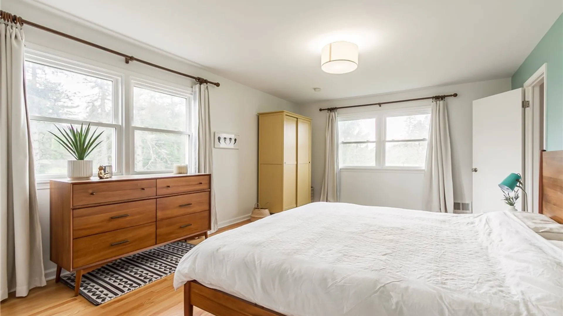 Property at 7 Falconbridge Drive, Pittsford, NY 14534 31