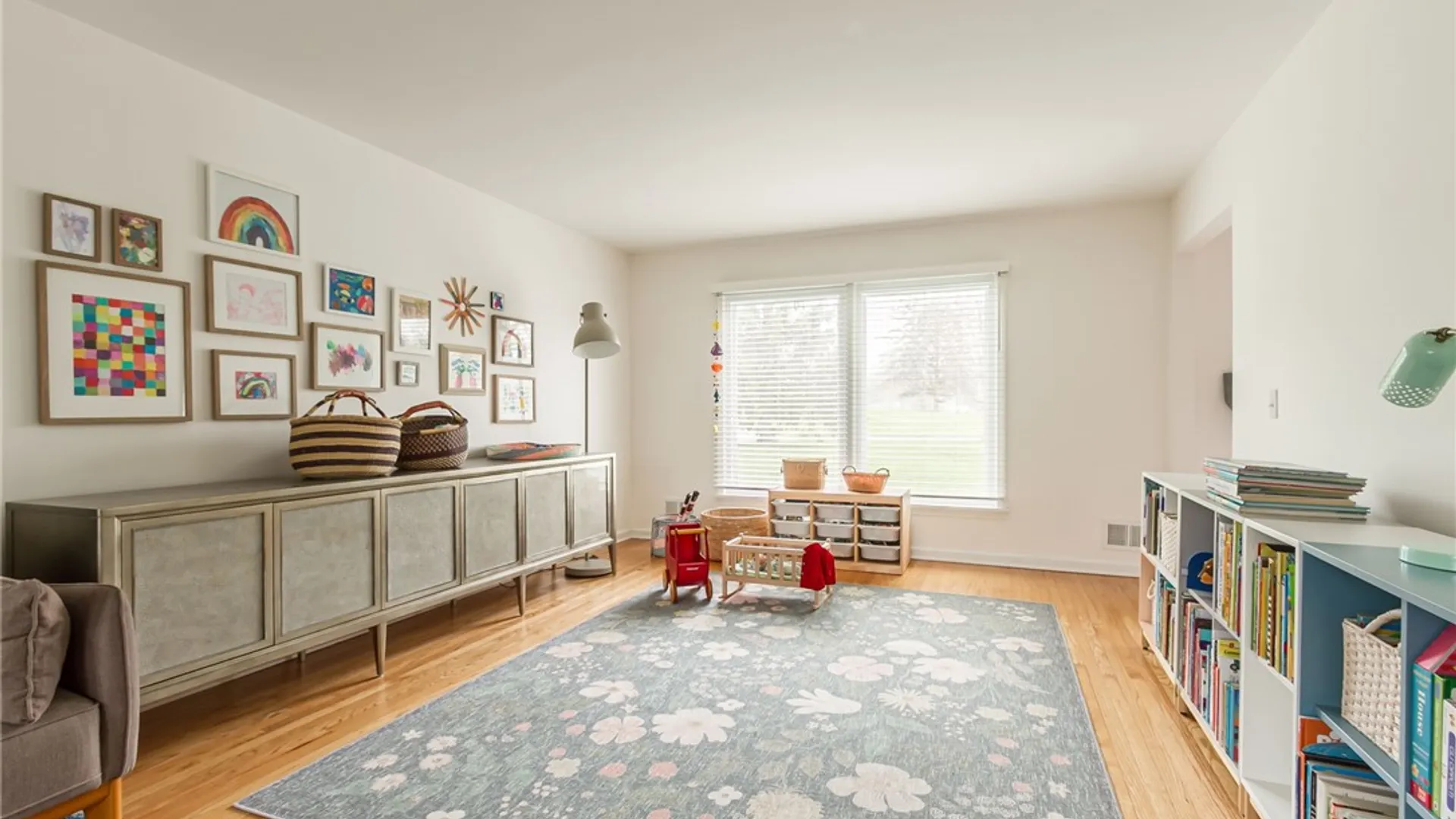Property at 7 Falconbridge Drive, Pittsford, NY 14534 9