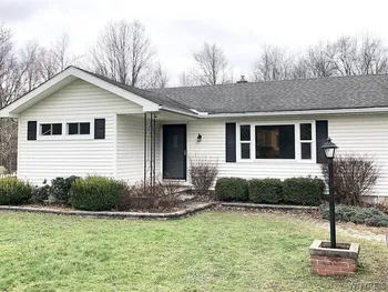 Property at 130 Ransom Road, Lancaster, NY 14086