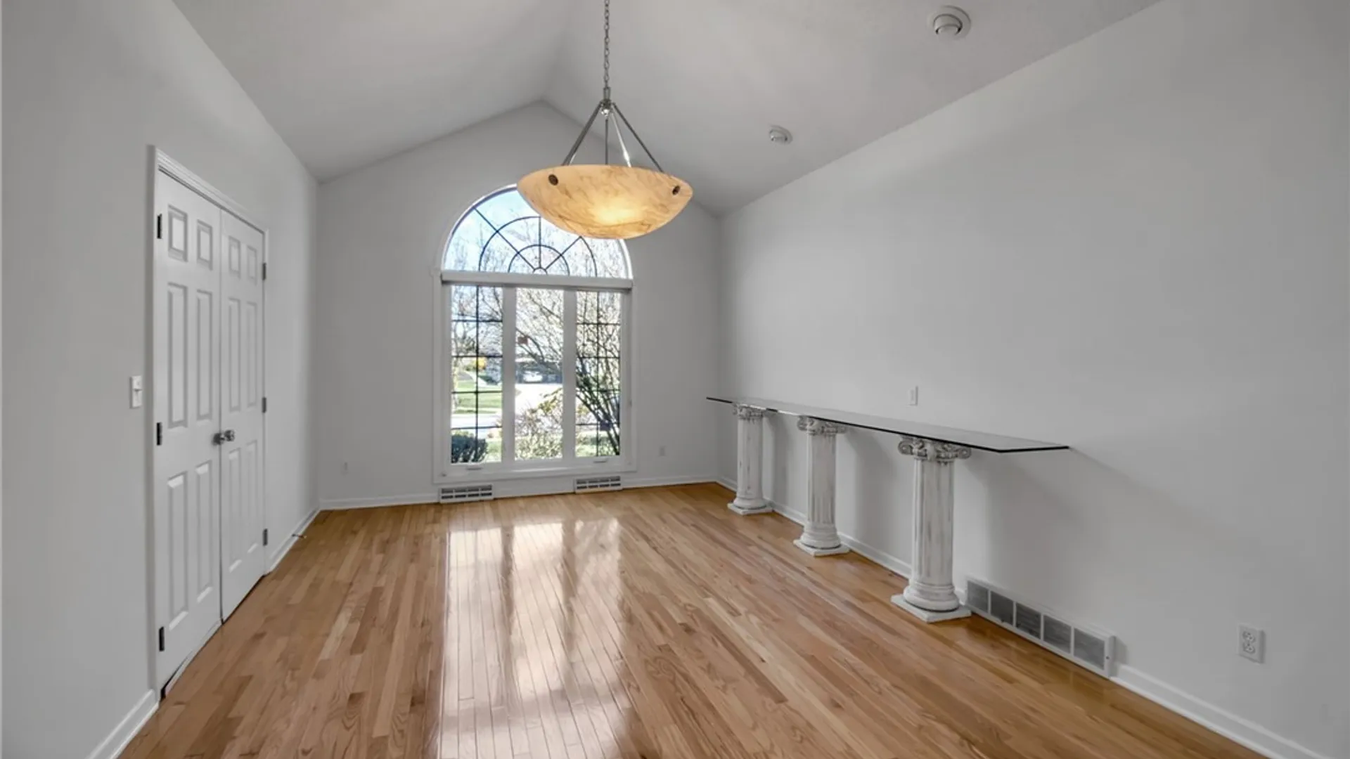Property at 11 Brambly Court, Amherst, NY 14221 10