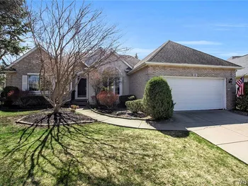 Property at 11 Brambly Court, Amherst, NY 14221