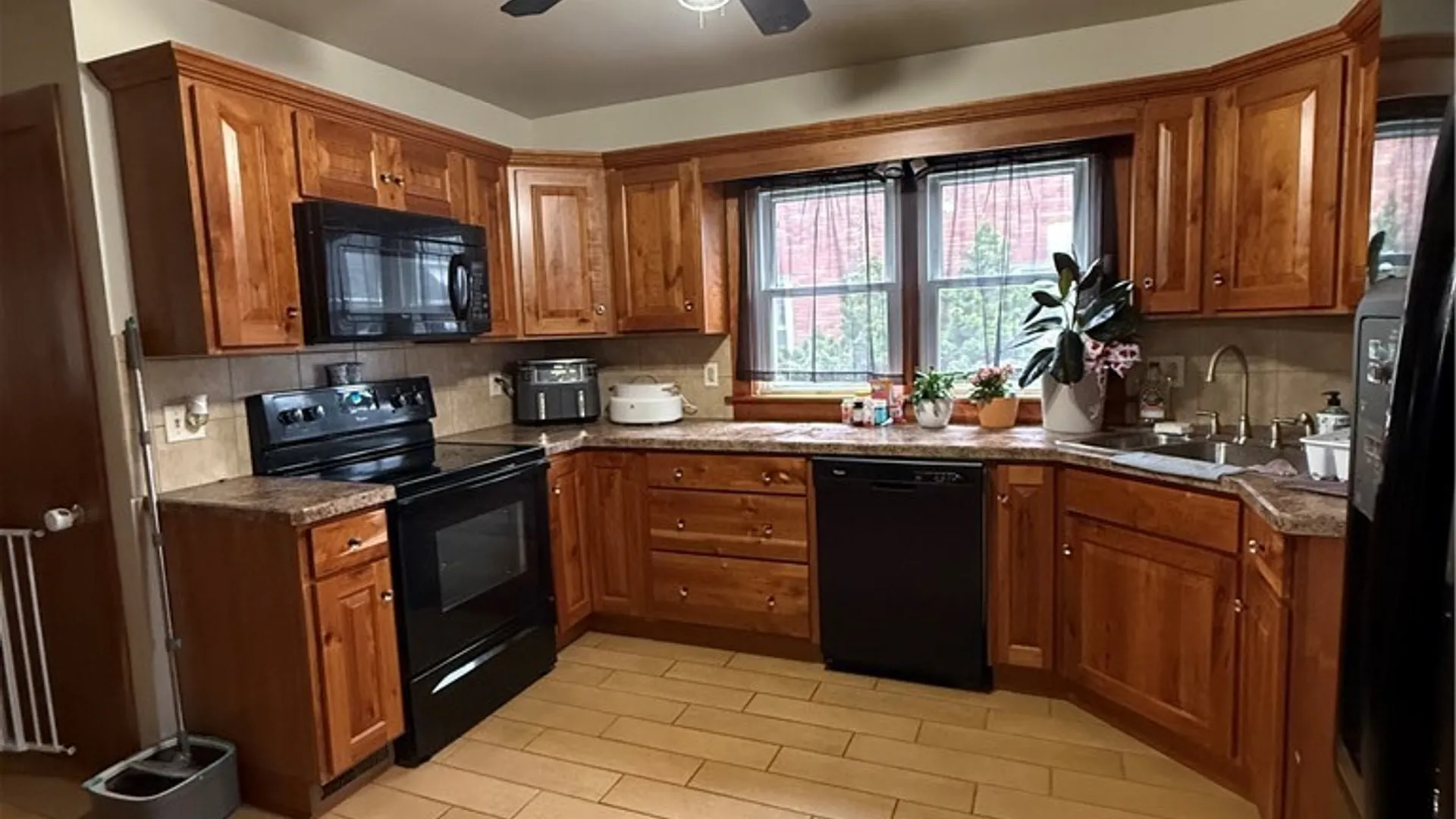 Property at 21 Lewis Avenue, Batavia City, NY 14020 17