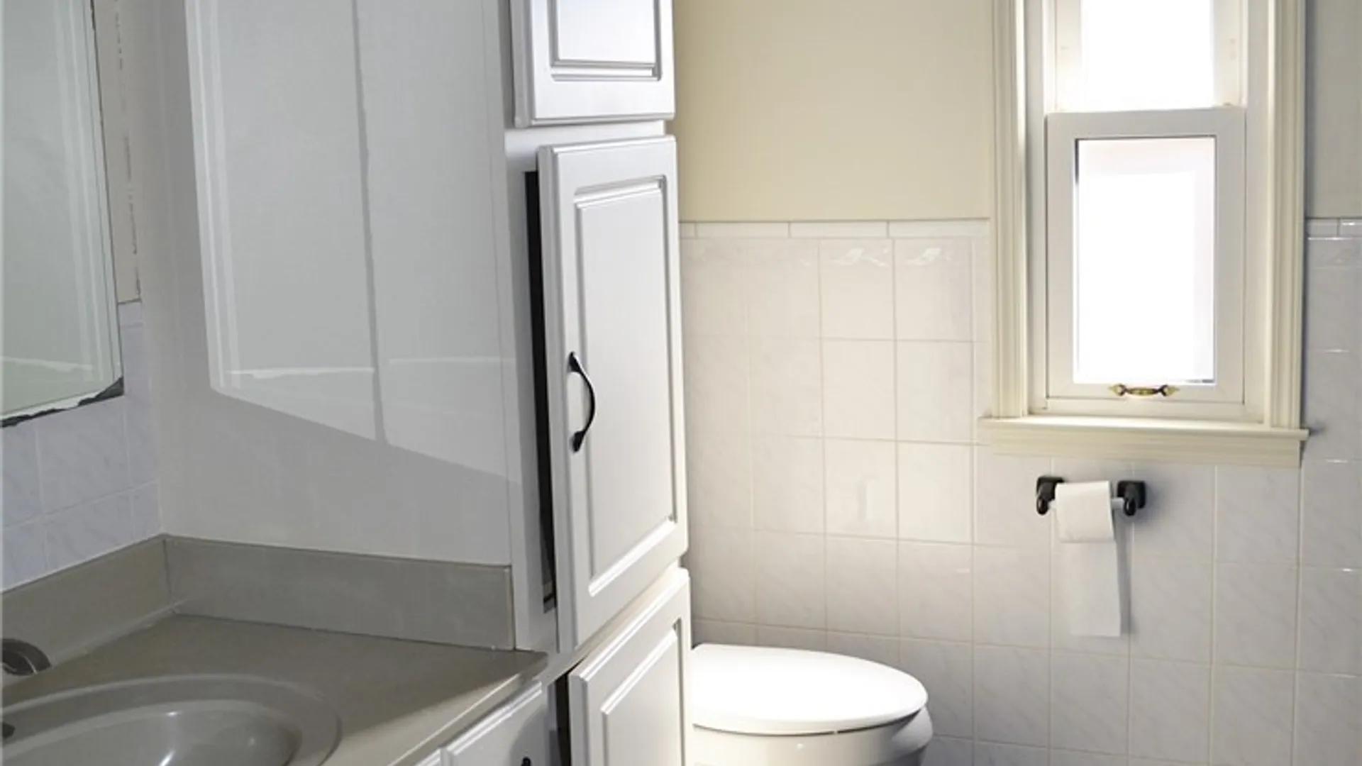 Property at 21 Lewis Avenue, Batavia City, NY 14020 34