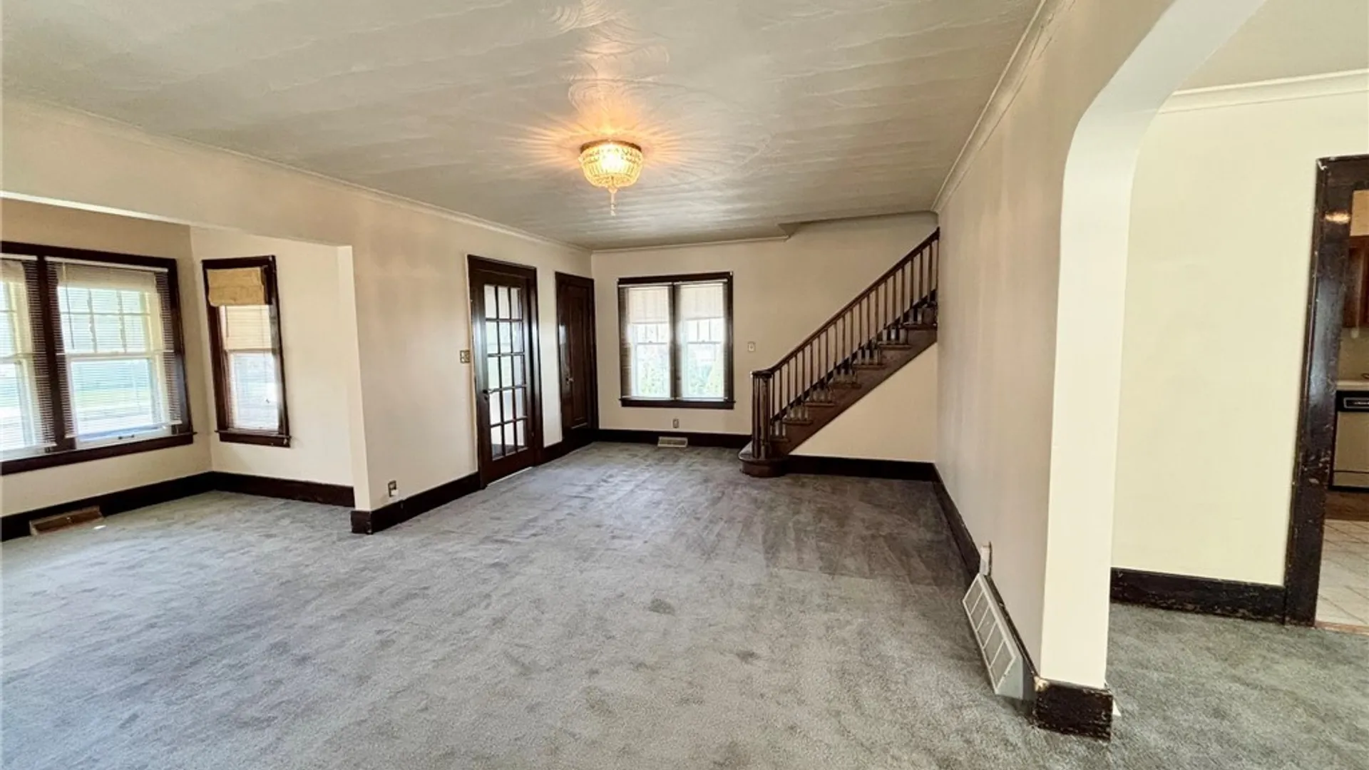 Property at 344 Wendell Terrace, Syracuse, NY 13203 12