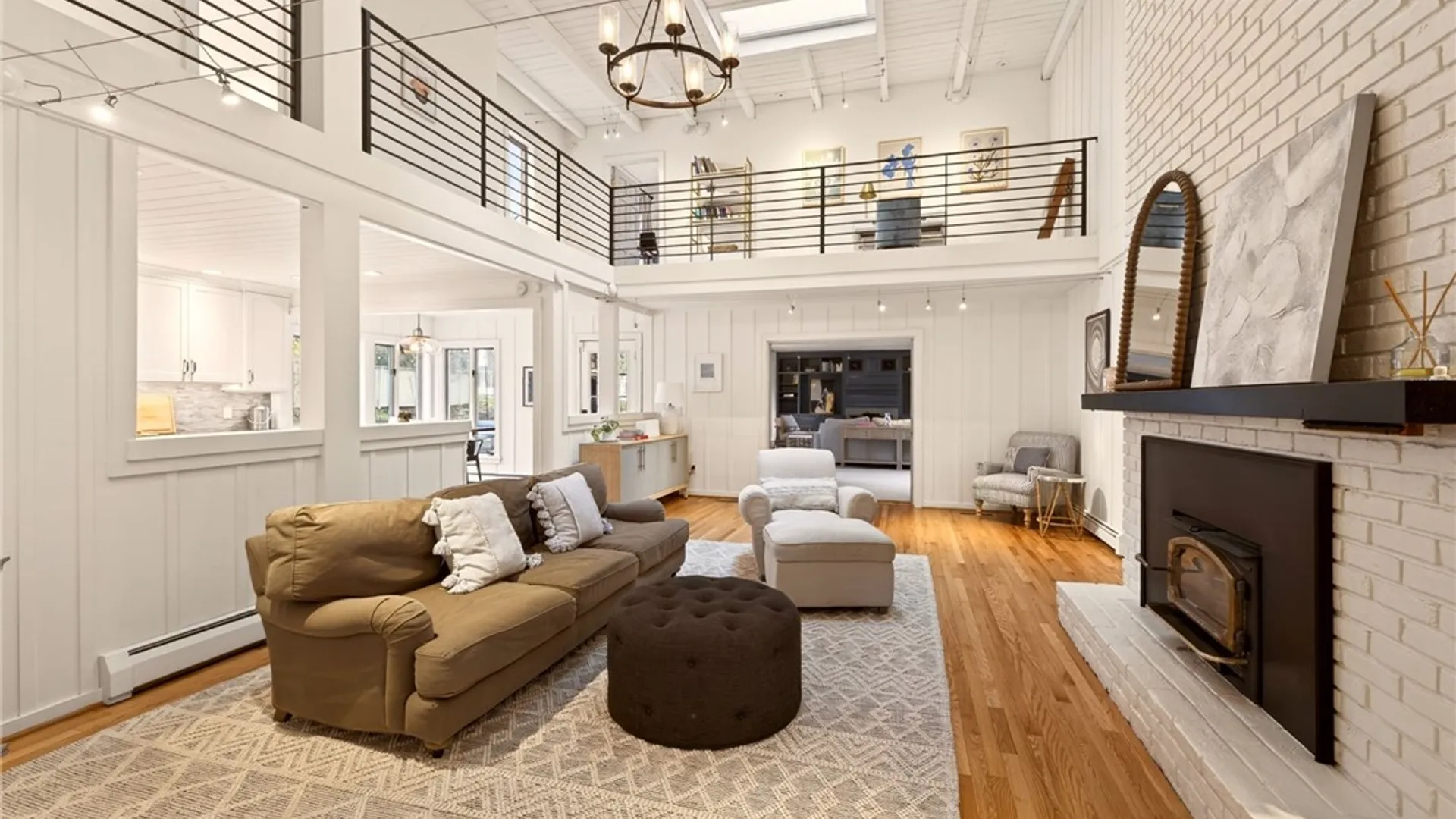 Property at 3 Stonegate Lane, Pittsford, NY 14534 16