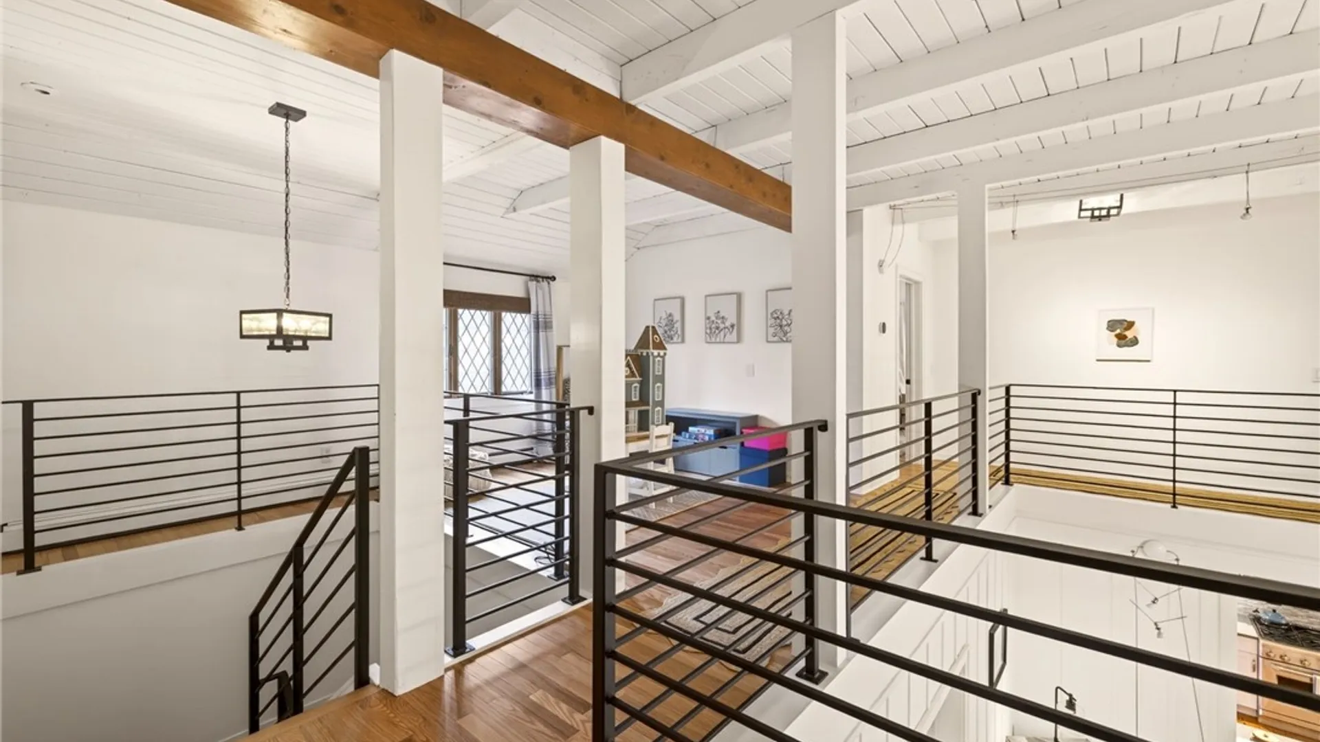 Property at 3 Stonegate Lane, Pittsford, NY 14534 25