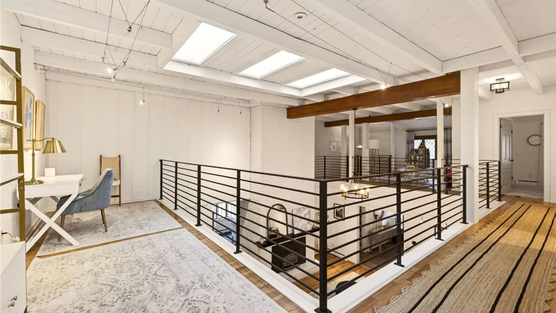 Property at 3 Stonegate Lane, Pittsford, NY 14534 30