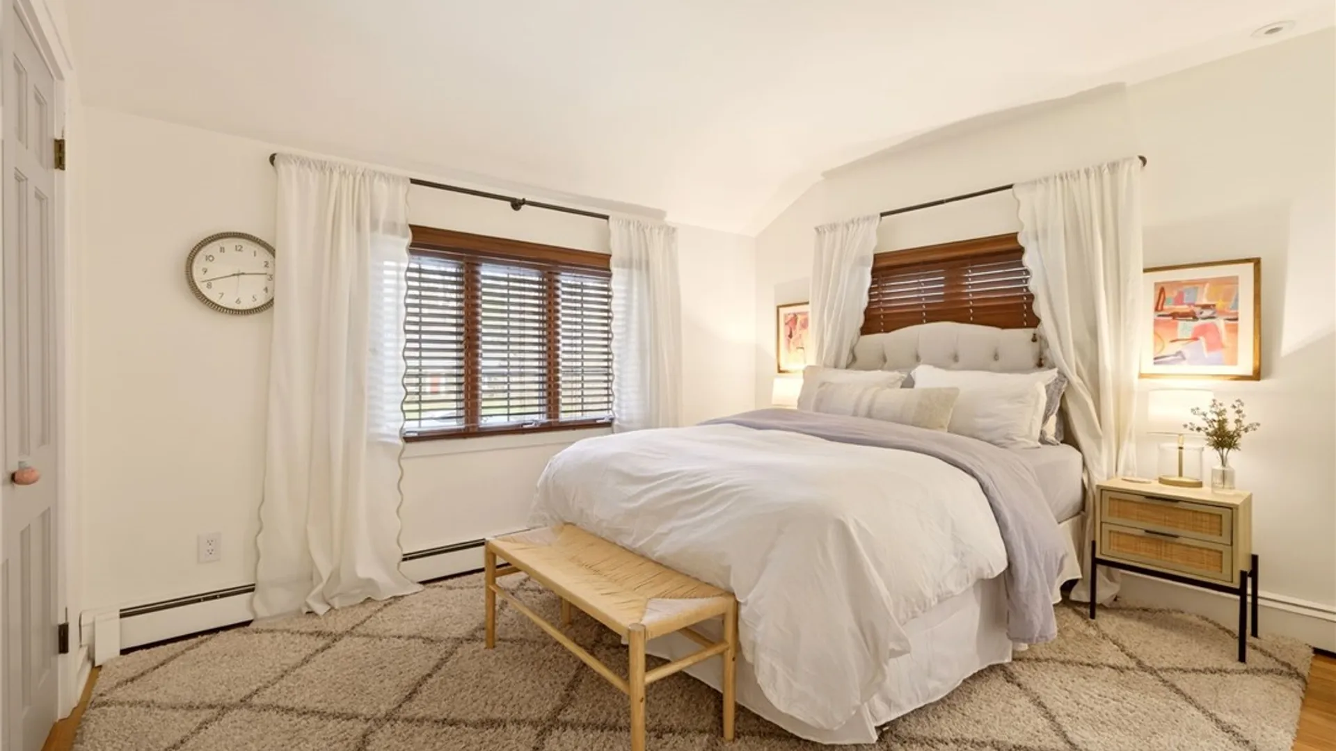 Property at 3 Stonegate Lane, Pittsford, NY 14534 34