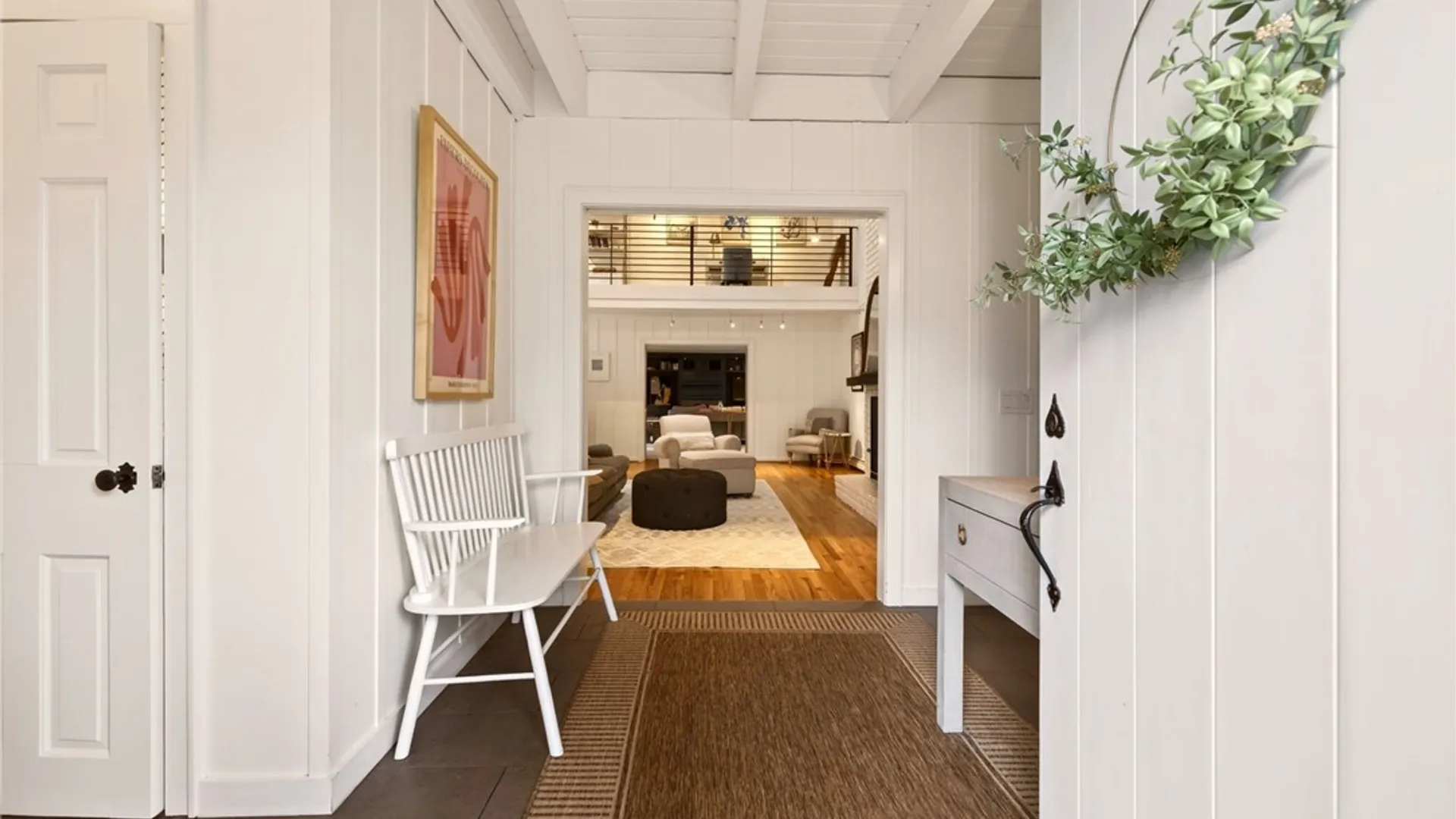 Property at 3 Stonegate Lane, Pittsford, NY 14534 4