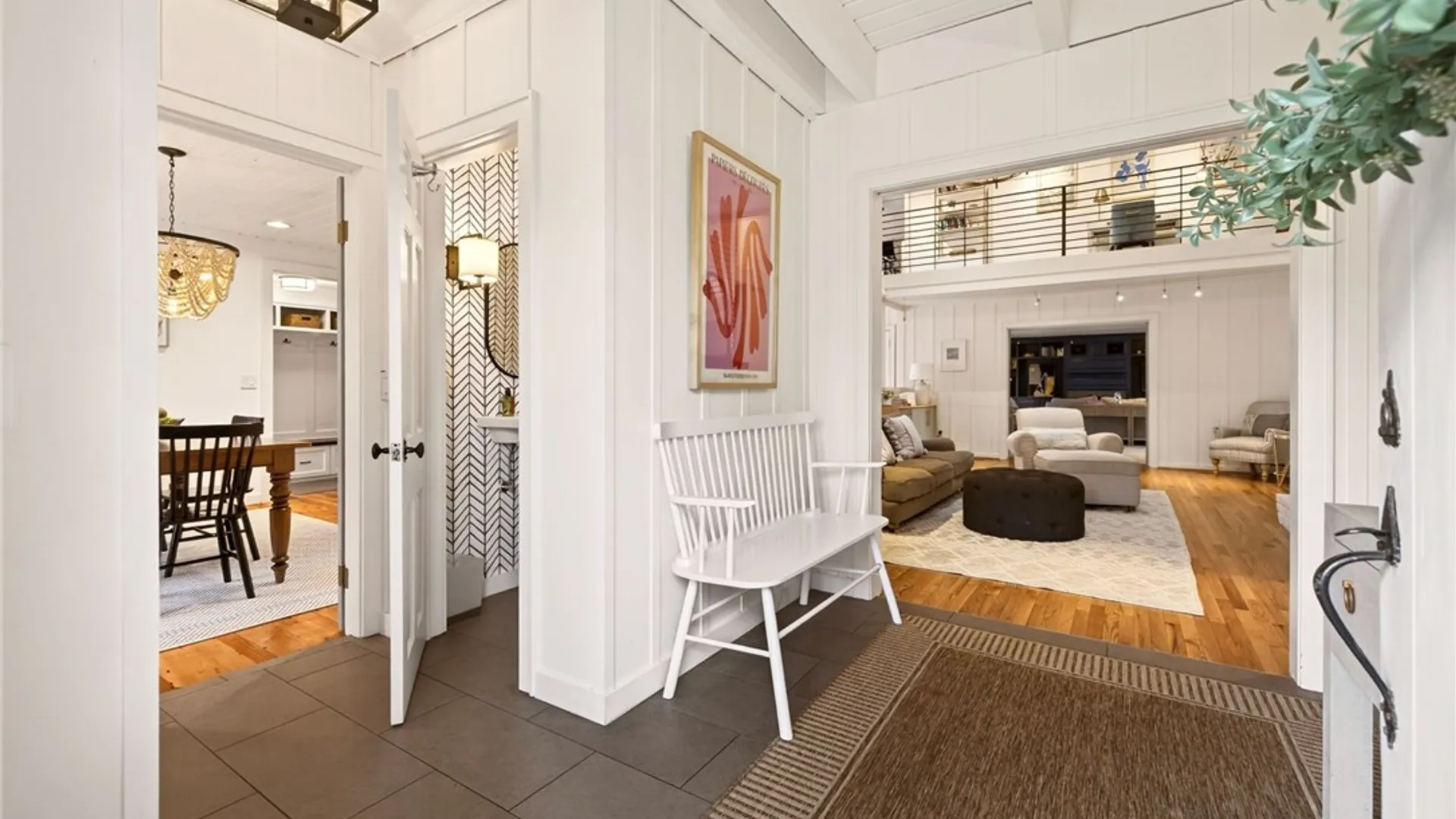 Property at 3 Stonegate Lane, Pittsford, NY 14534 5