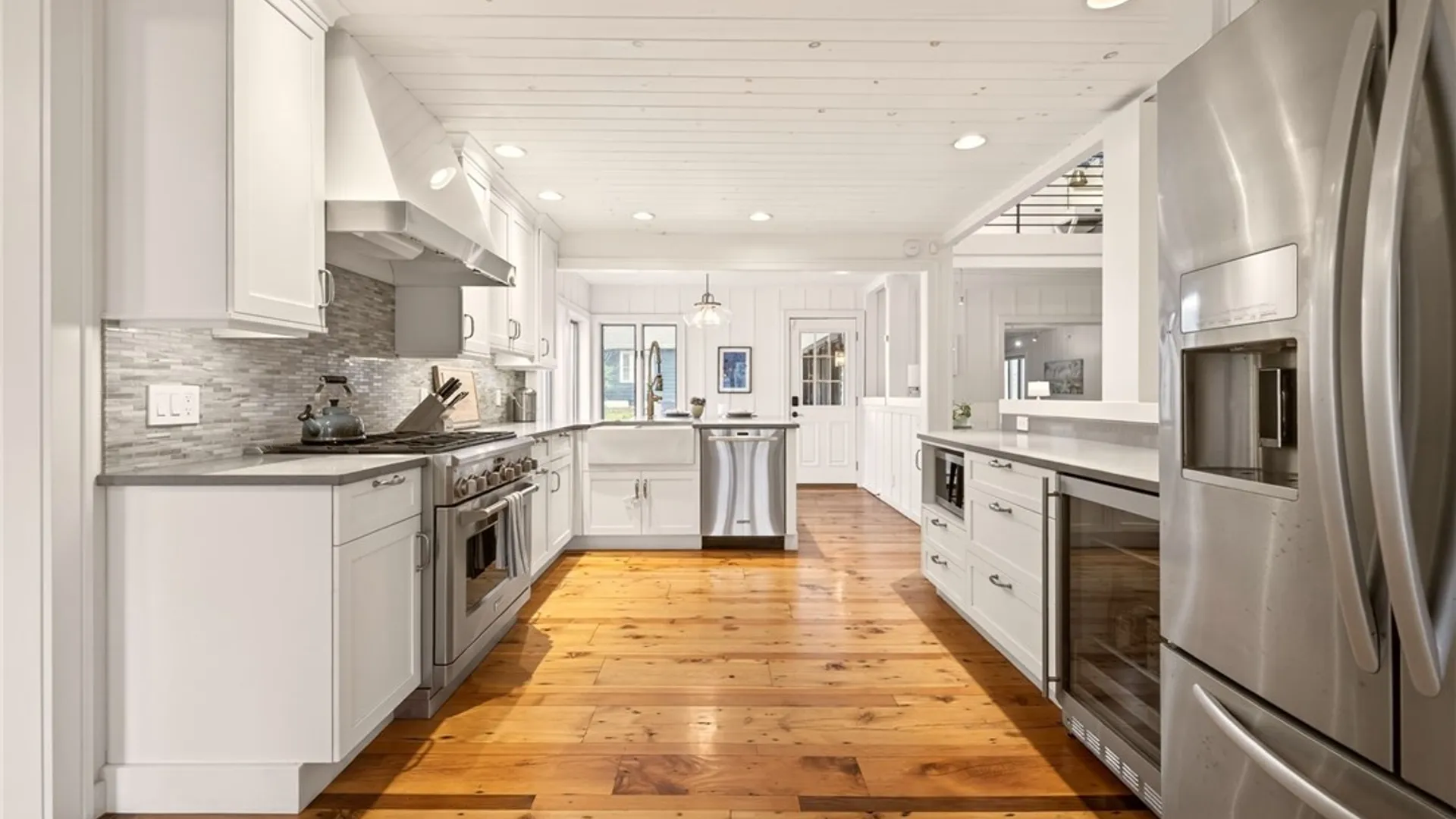 Property at 3 Stonegate Lane, Pittsford, NY 14534 9