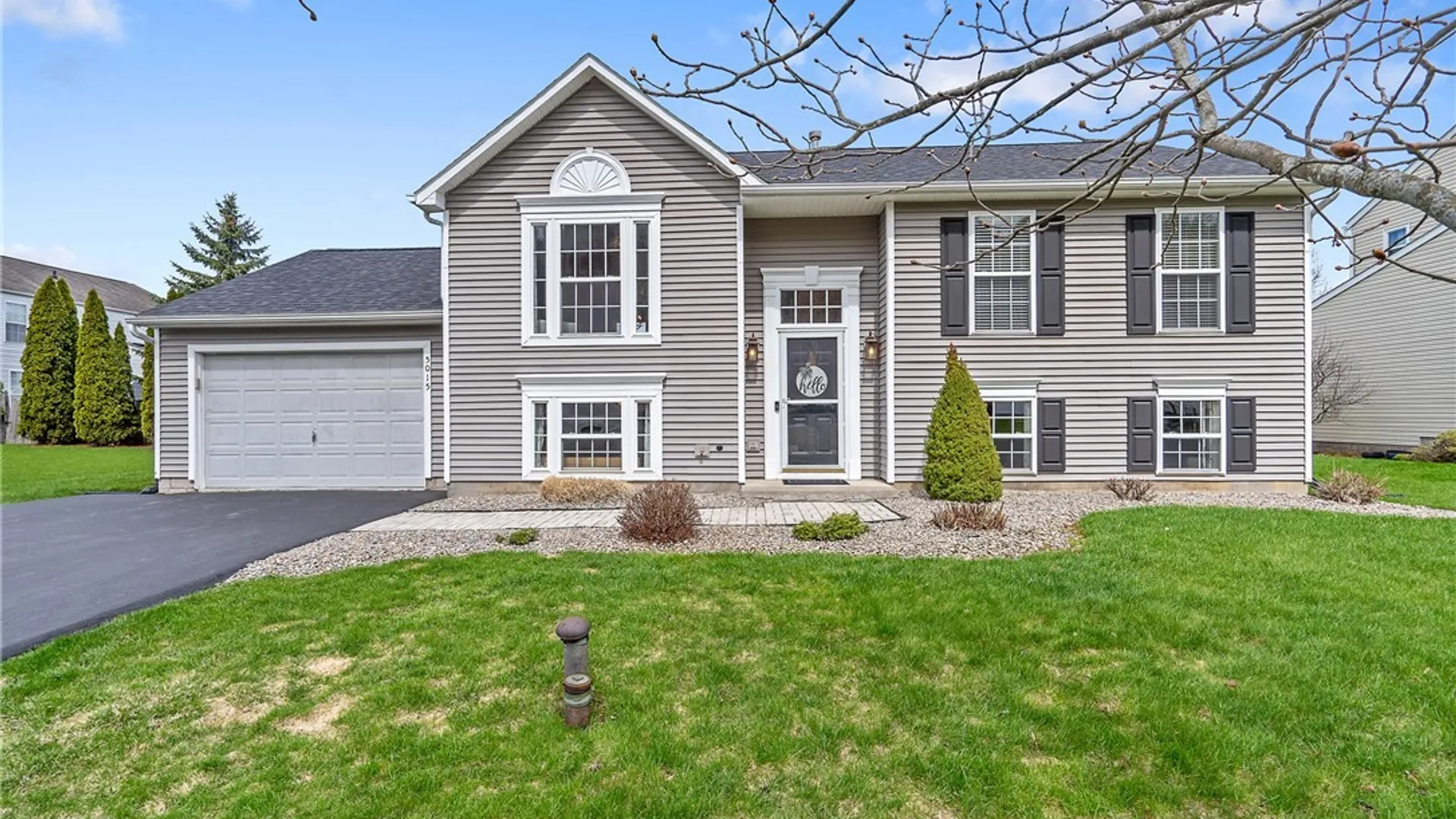 Property at 5015 Dongara Lane, Clay, NY 13041 2