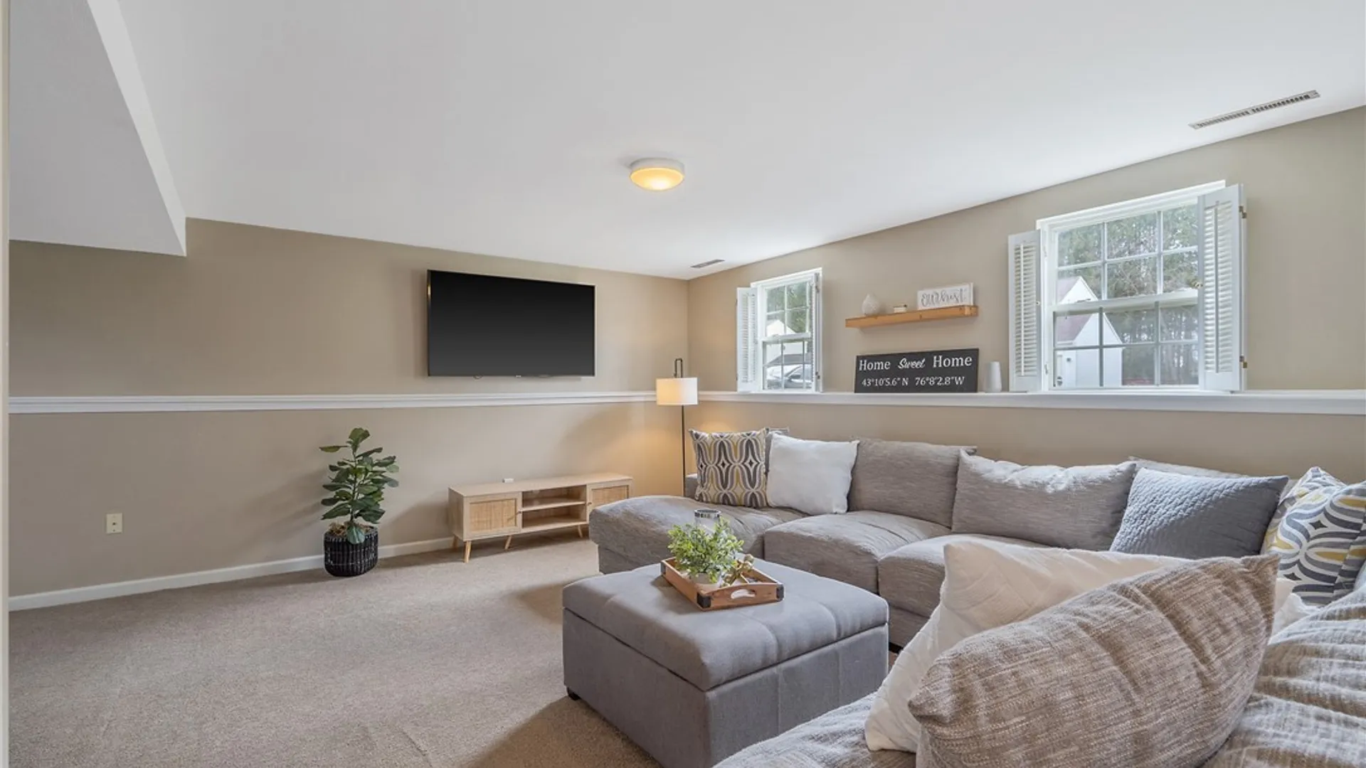 Property at 5015 Dongara Lane, Clay, NY 13041 25