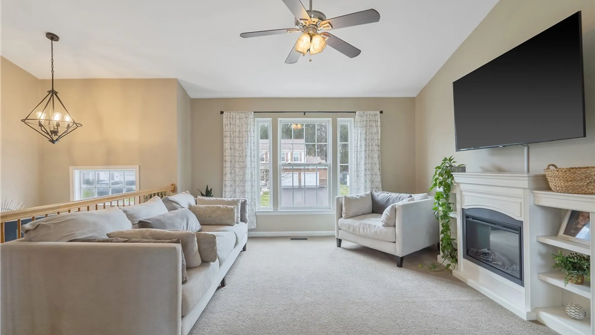 Property at 5015 Dongara Lane, Clay, NY 13041 8