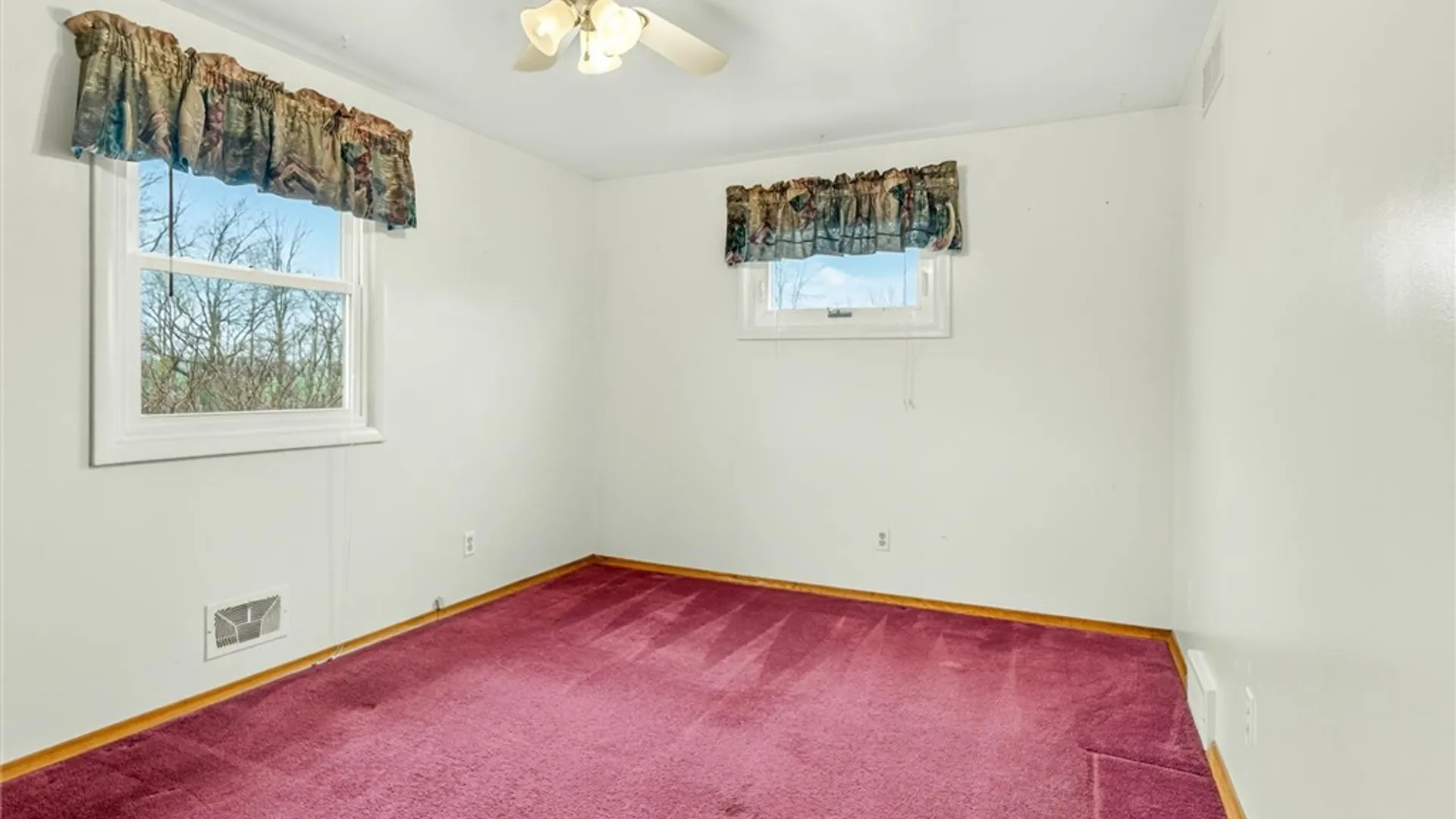 Property at 298 Dunbar Road, Parma, NY 14468 22