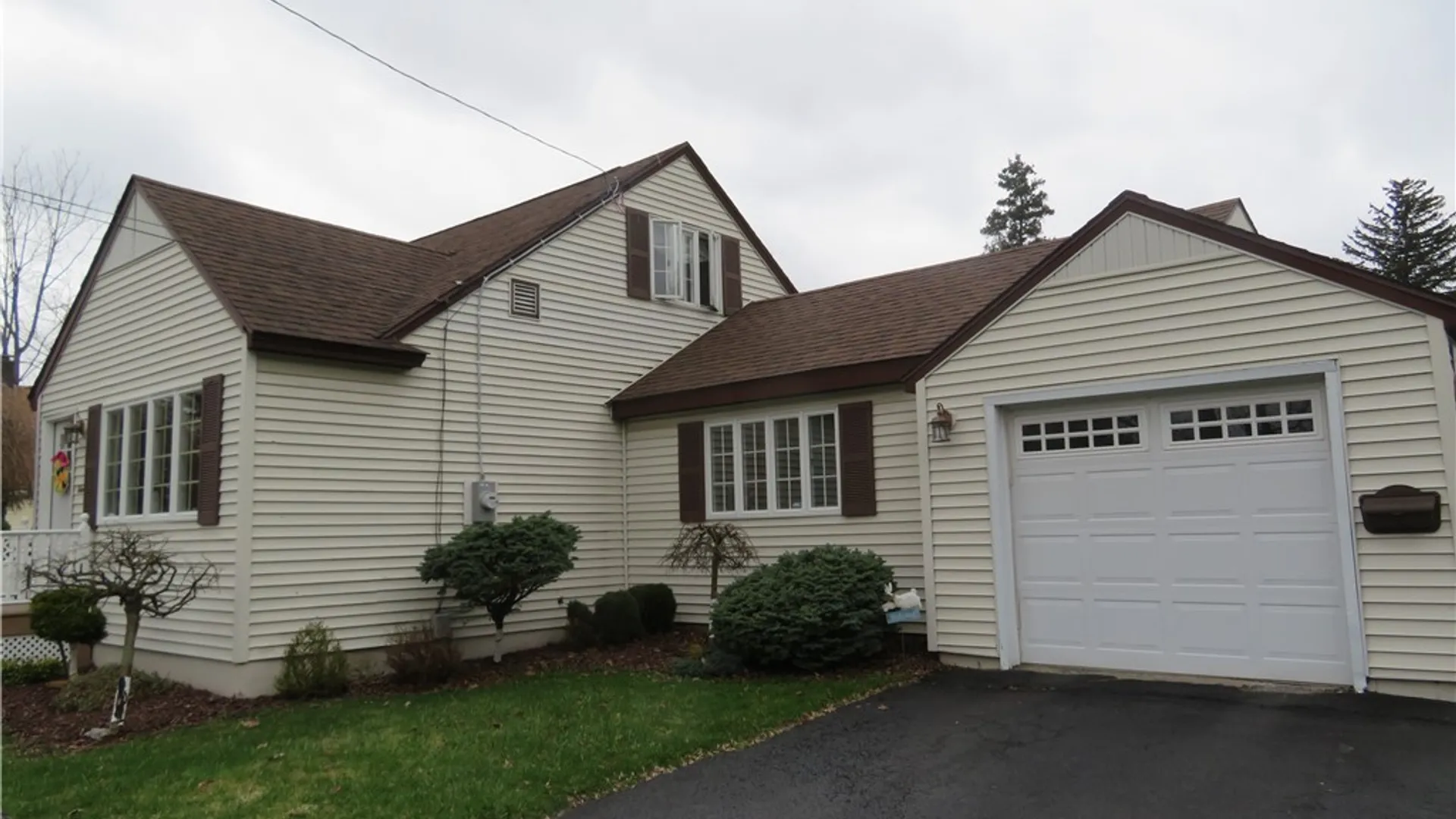 Property at 1664 Grandview Avenue, Utica, NY 13502 2