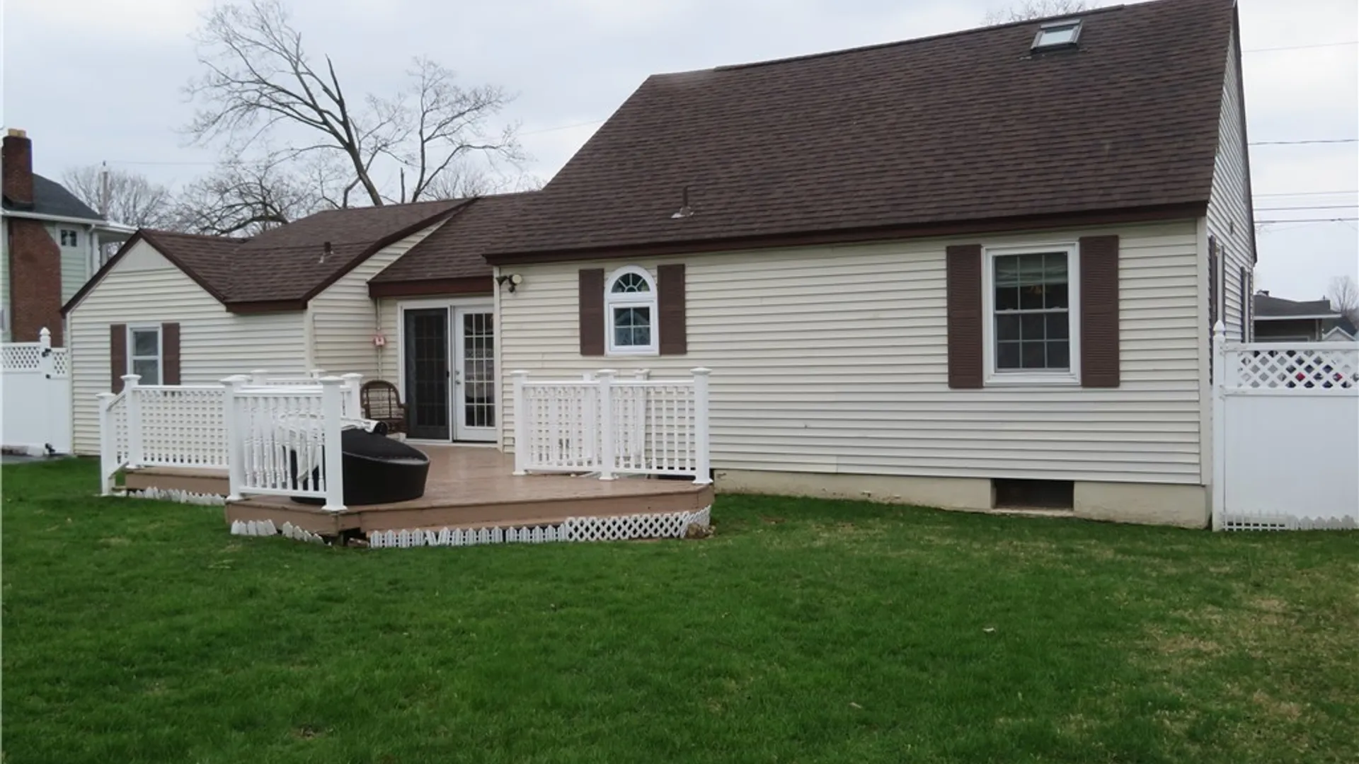 Property at 1664 Grandview Avenue, Utica, NY 13502 4