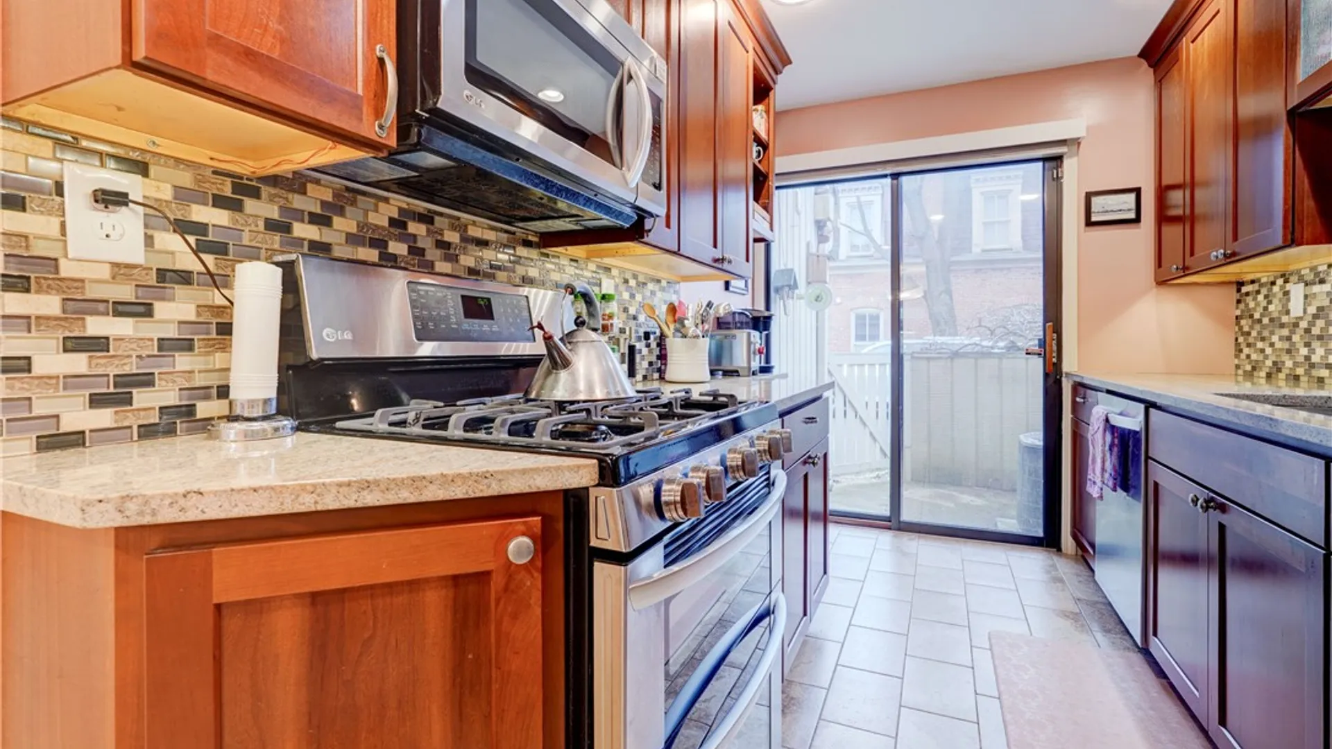 Property at 959 East Avenue, Rochester, NY 14607 22