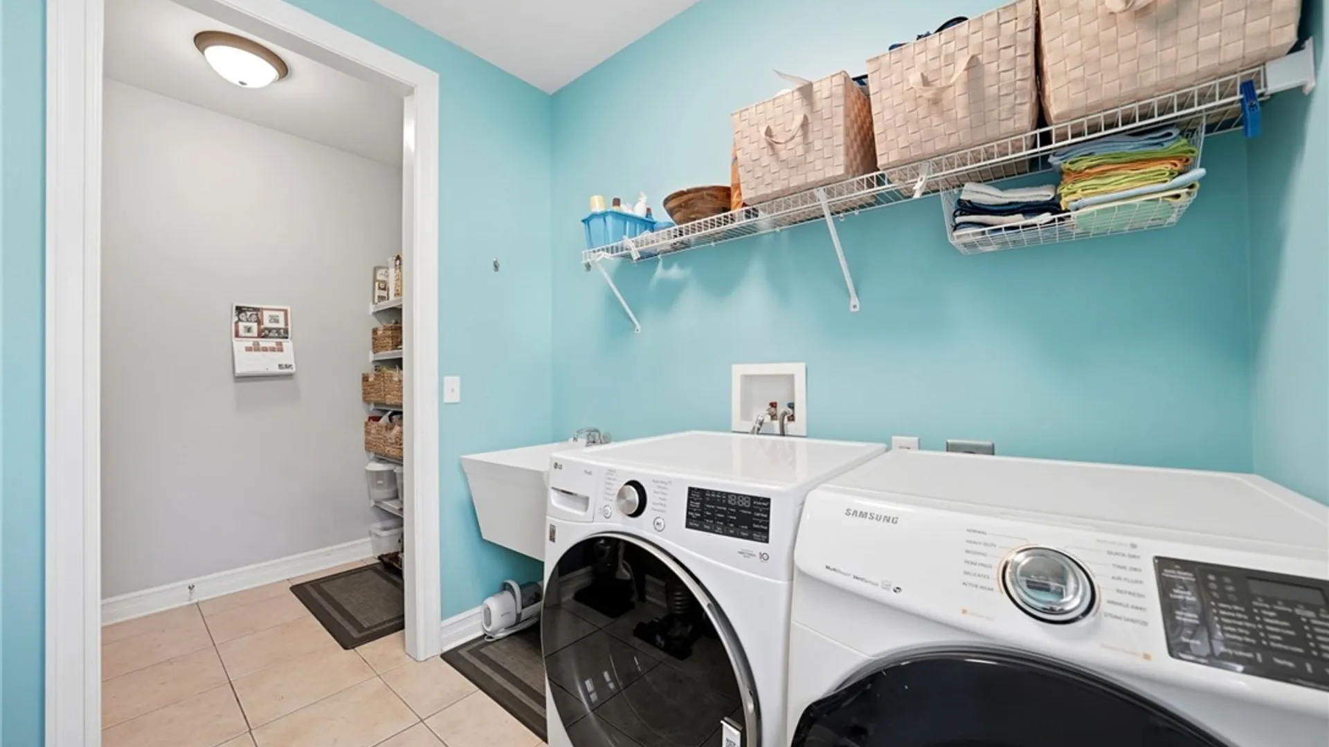 Property at 36 Haverton Lane, Amherst, NY 14228 22