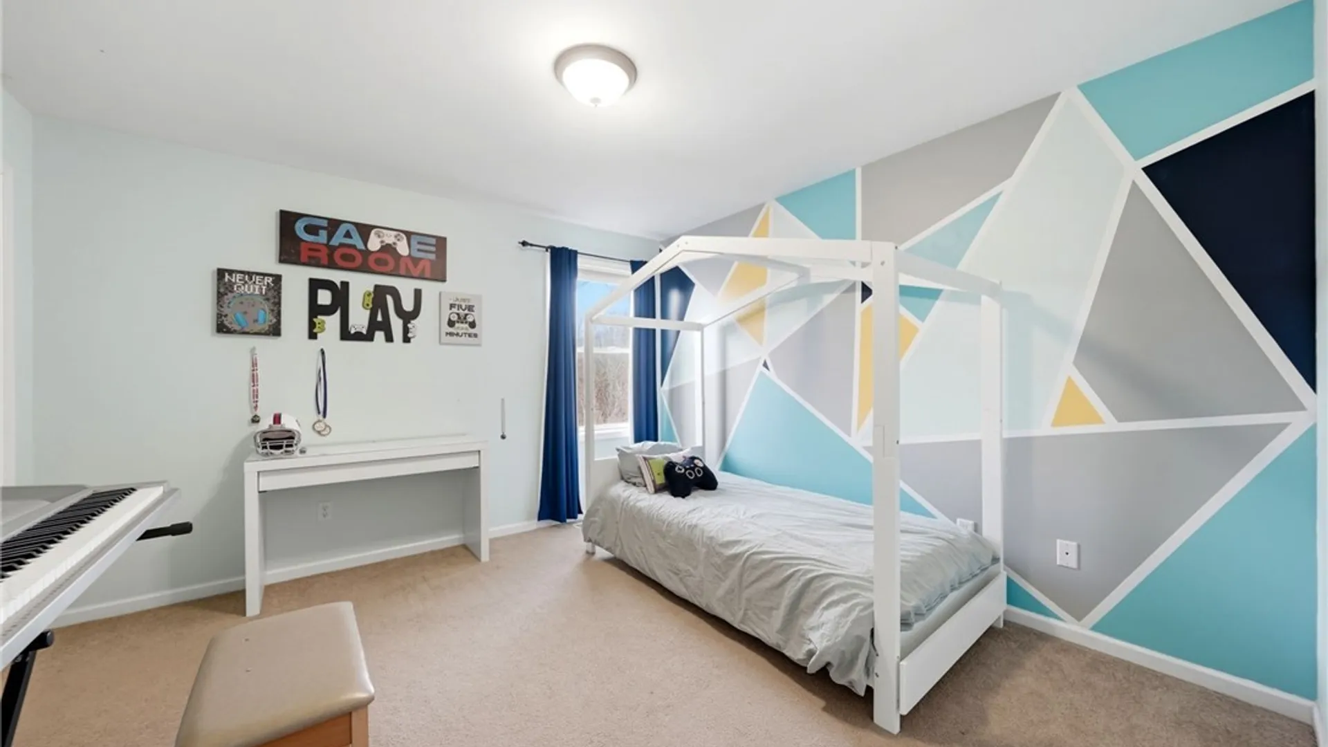 Property at 36 Haverton Lane, Amherst, NY 14228 25