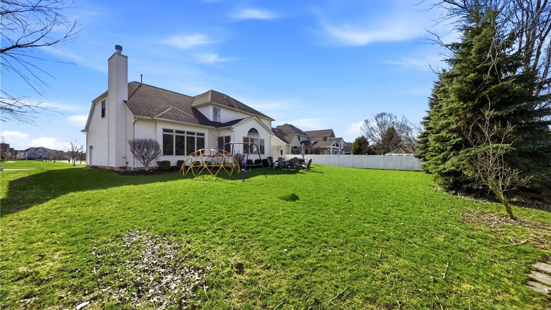 Property at 36 Haverton Lane, Amherst, NY 14228 34