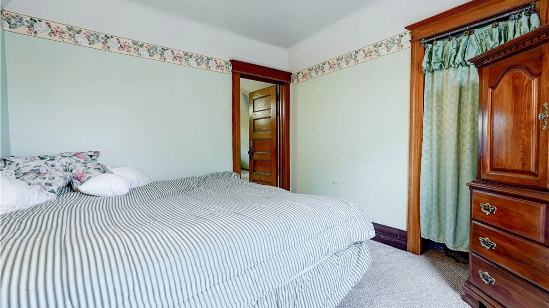 Property at 288 Elmdorf Avenue, Rochester, NY 14619 41