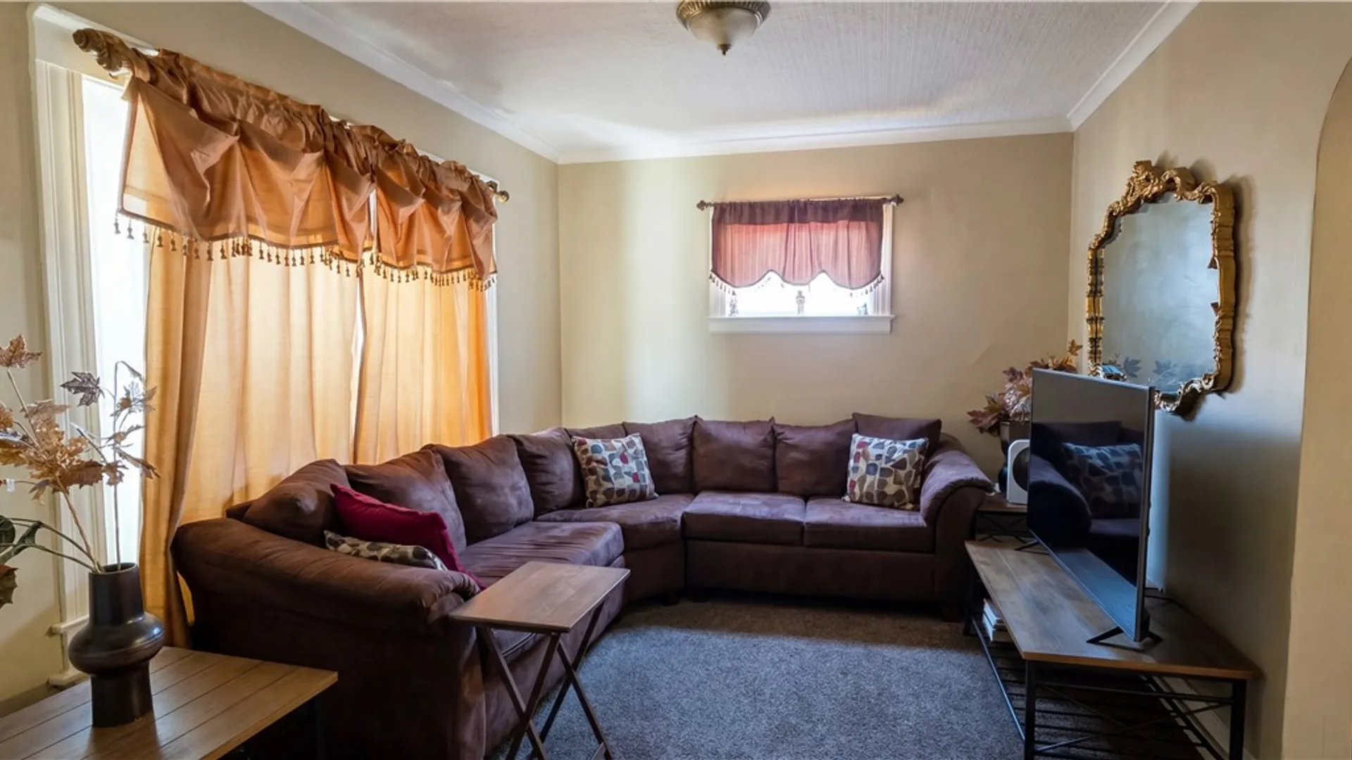 Property at 110 Holbrooke Street, Rochester, NY 14621 5