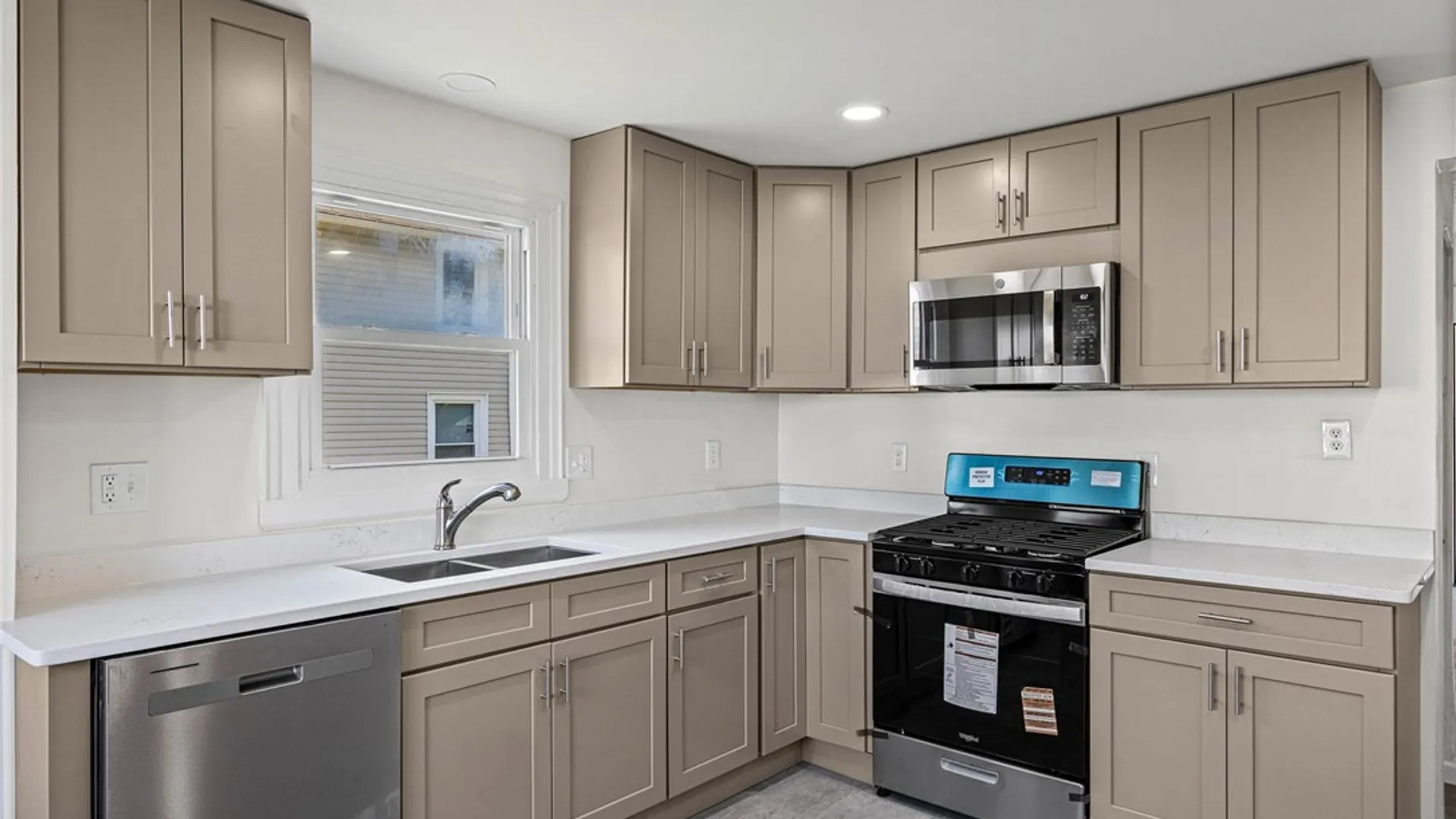 Property at 152 Michigan Street, Rochester, NY 14606 8